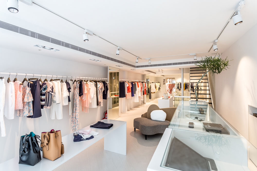 iROO真誠舒適的購物試衣空間