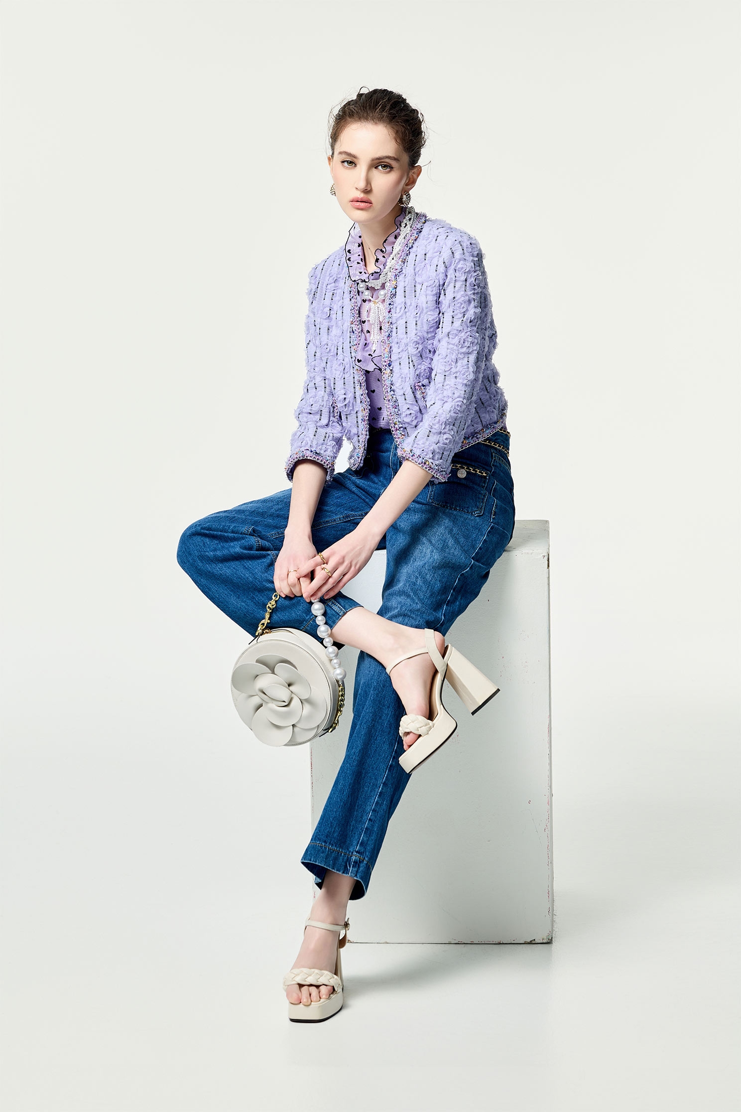 紫花西番蓮玫瑰造型外套紫花西番蓮玫瑰造型外套,一般外套,上班OL穿搭,人氣商品,外套,小香風,春夏穿搭,時髦成套搭配,條紋,花花世界