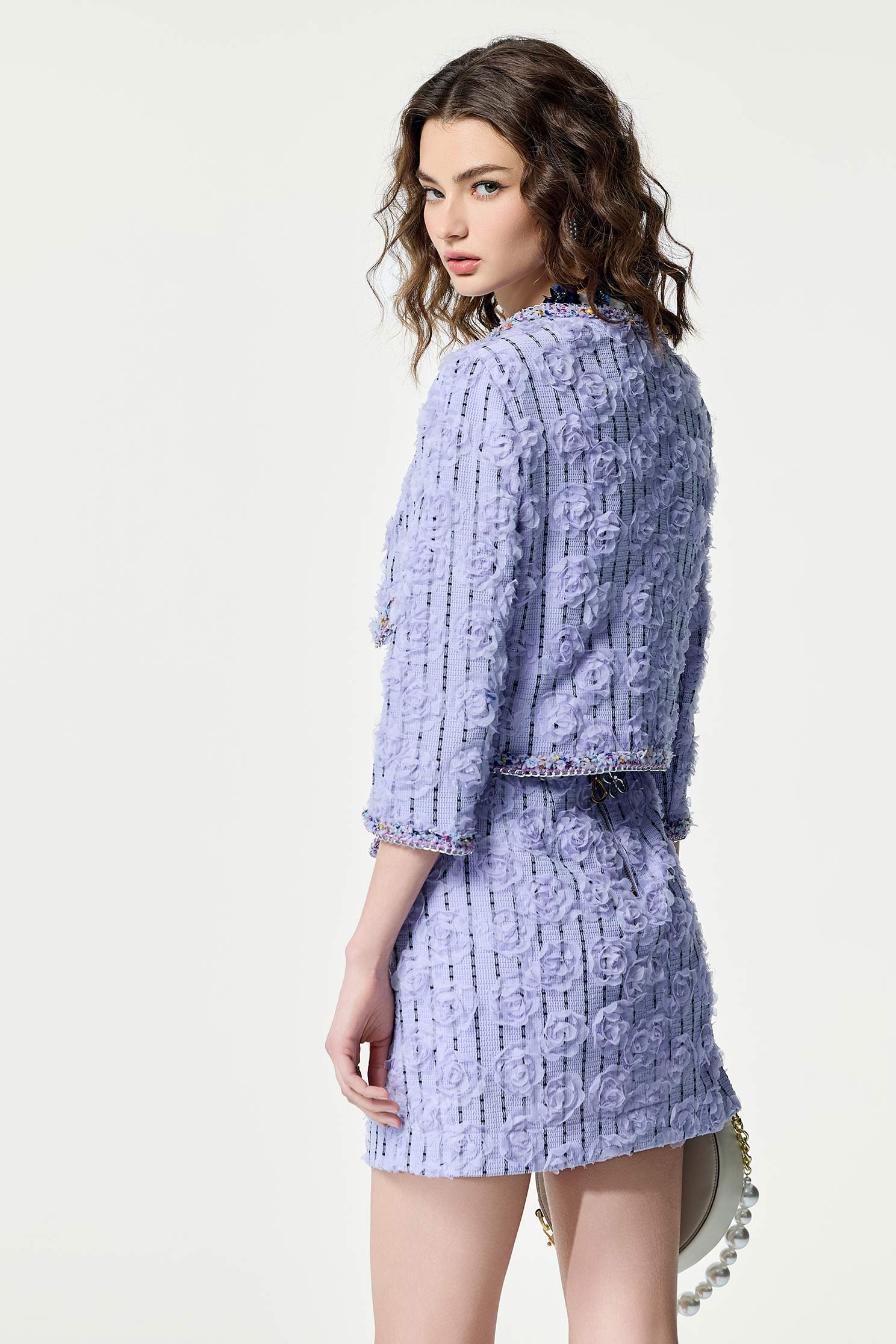 紫花西番蓮玫瑰造型外套紫花西番蓮玫瑰造型外套,一般外套,上班OL穿搭,人氣商品,外套,小香風,春夏穿搭,時髦成套搭配,條紋,花花世界