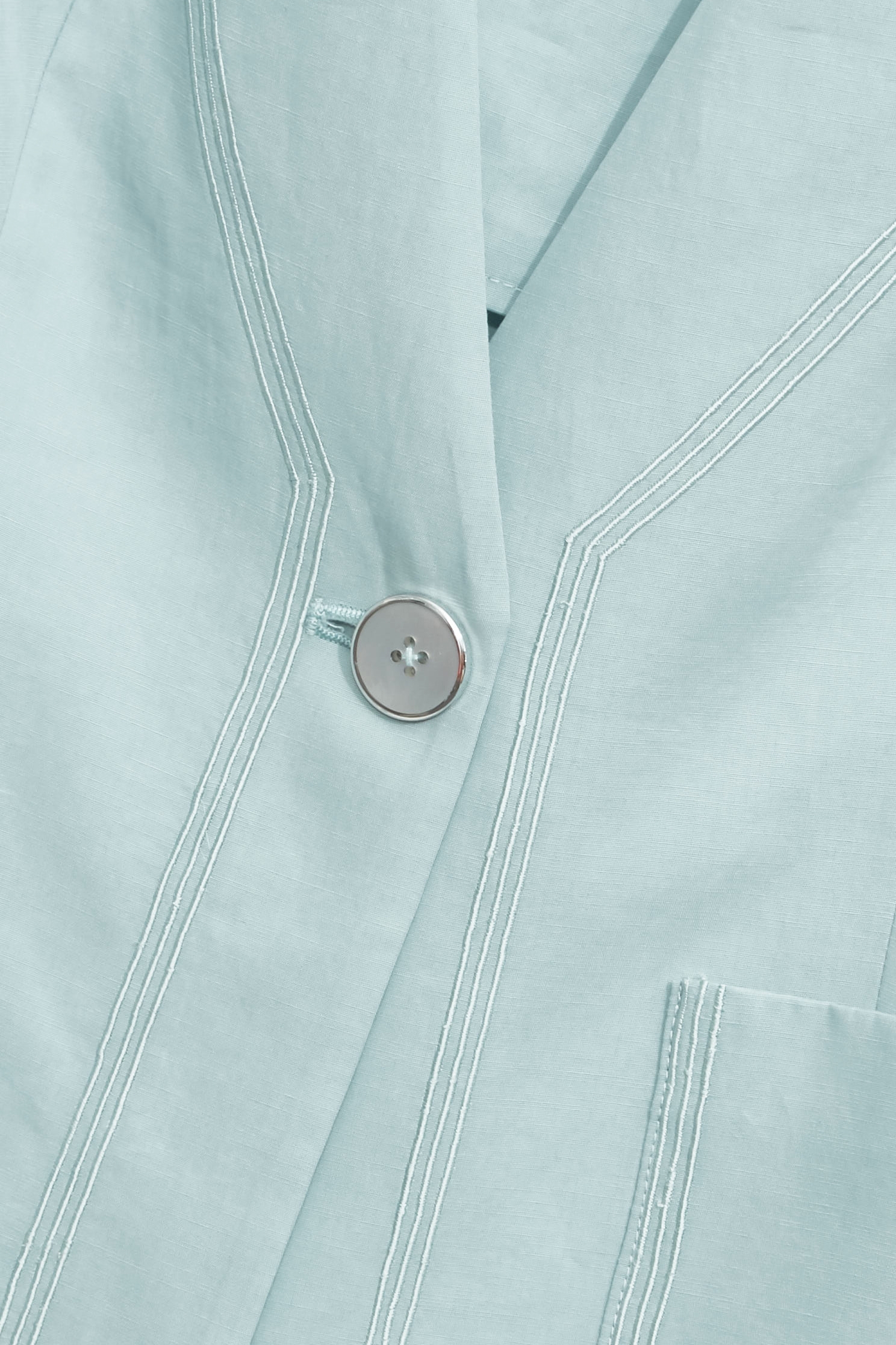 海沫綠繡領線條西裝外套海沫綠繡領線條西裝外套,上班OL穿搭,人氣商品,外套,春夏穿搭,時髦成套搭配,繡花,西裝外套