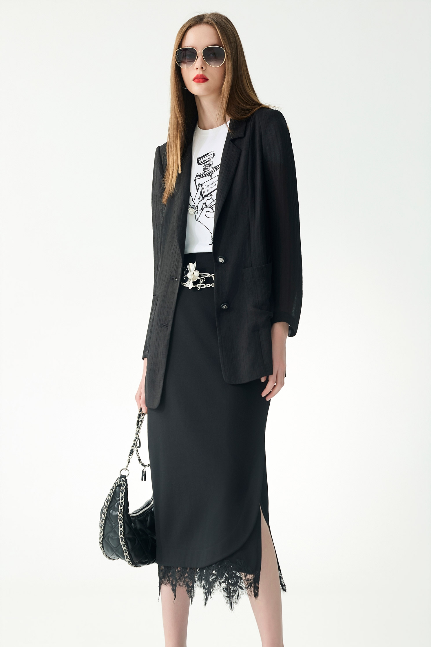 極致黑楊柳雪紡薄西裝外套極致黑楊柳雪紡薄西裝外套,一般外套,外套,春夏穿搭,雪紡,黑色外套