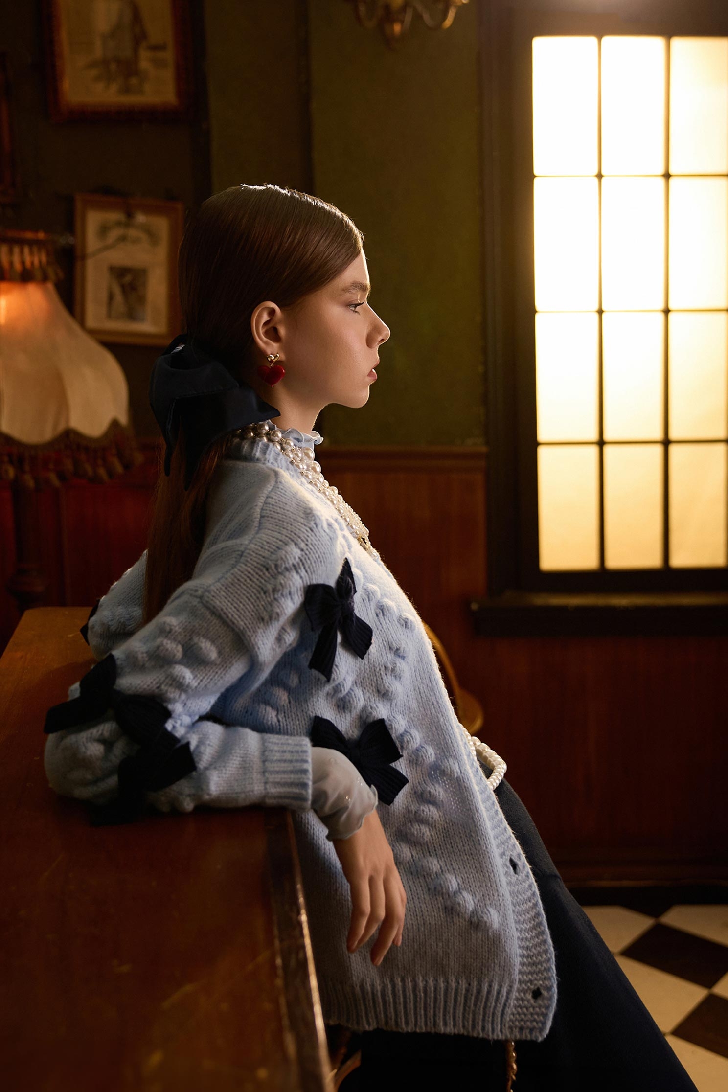 月光石藍蝴蝶結針織上衣月光石藍蝴蝶結針織上衣,上班OL穿搭,上衣,人氣商品,外套,派對特輯,秋冬穿搭,約會特輯,蝴蝶結,針織,針織上衣,針織外套