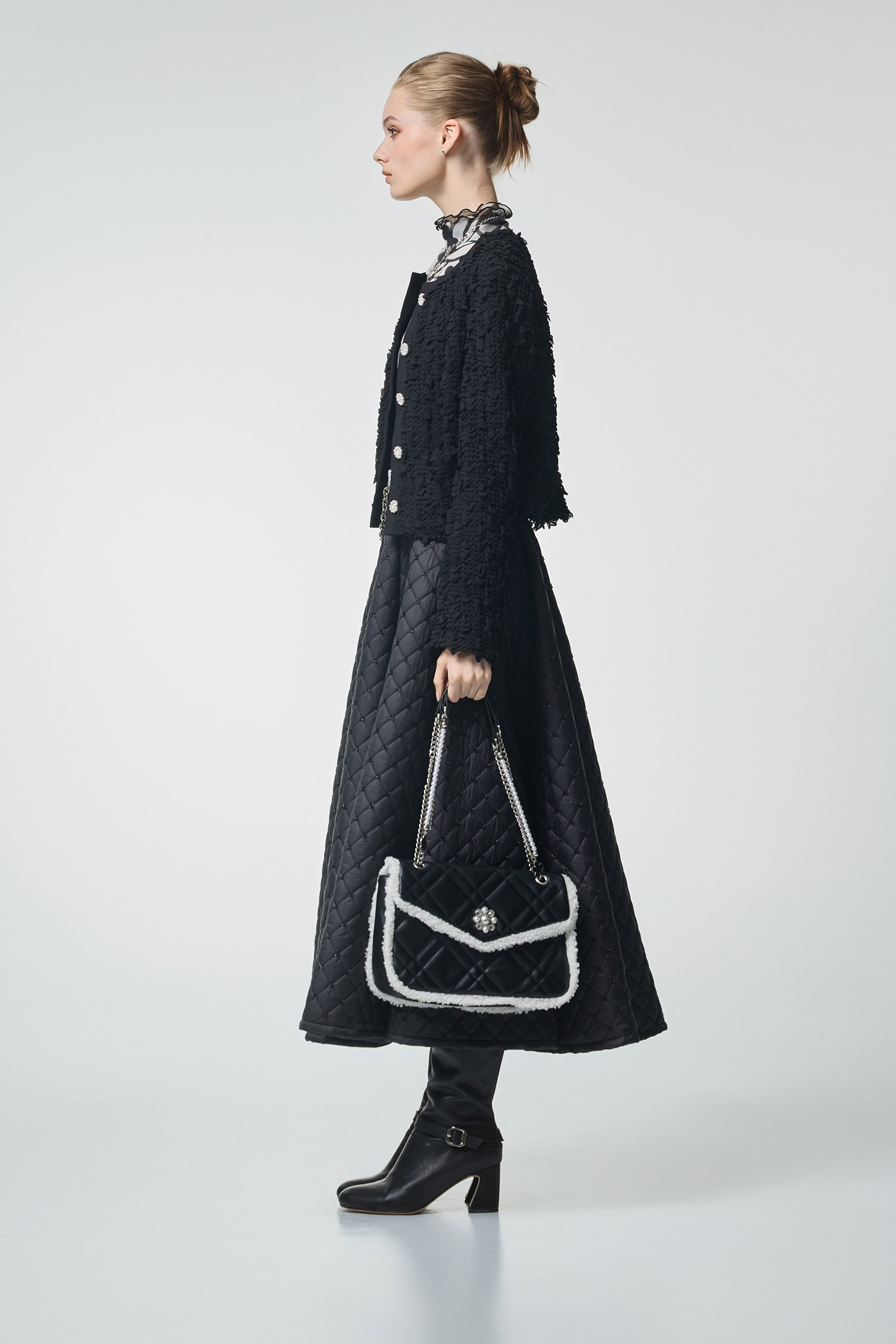 帶子紗式小香風短版外套帶子紗式小香風短版外套,一般外套,上班OL穿搭,外套,小香風,小香風外套,時髦成套搭配,派對特輯,珍珠,秋冬穿搭,約會特輯,花花世界