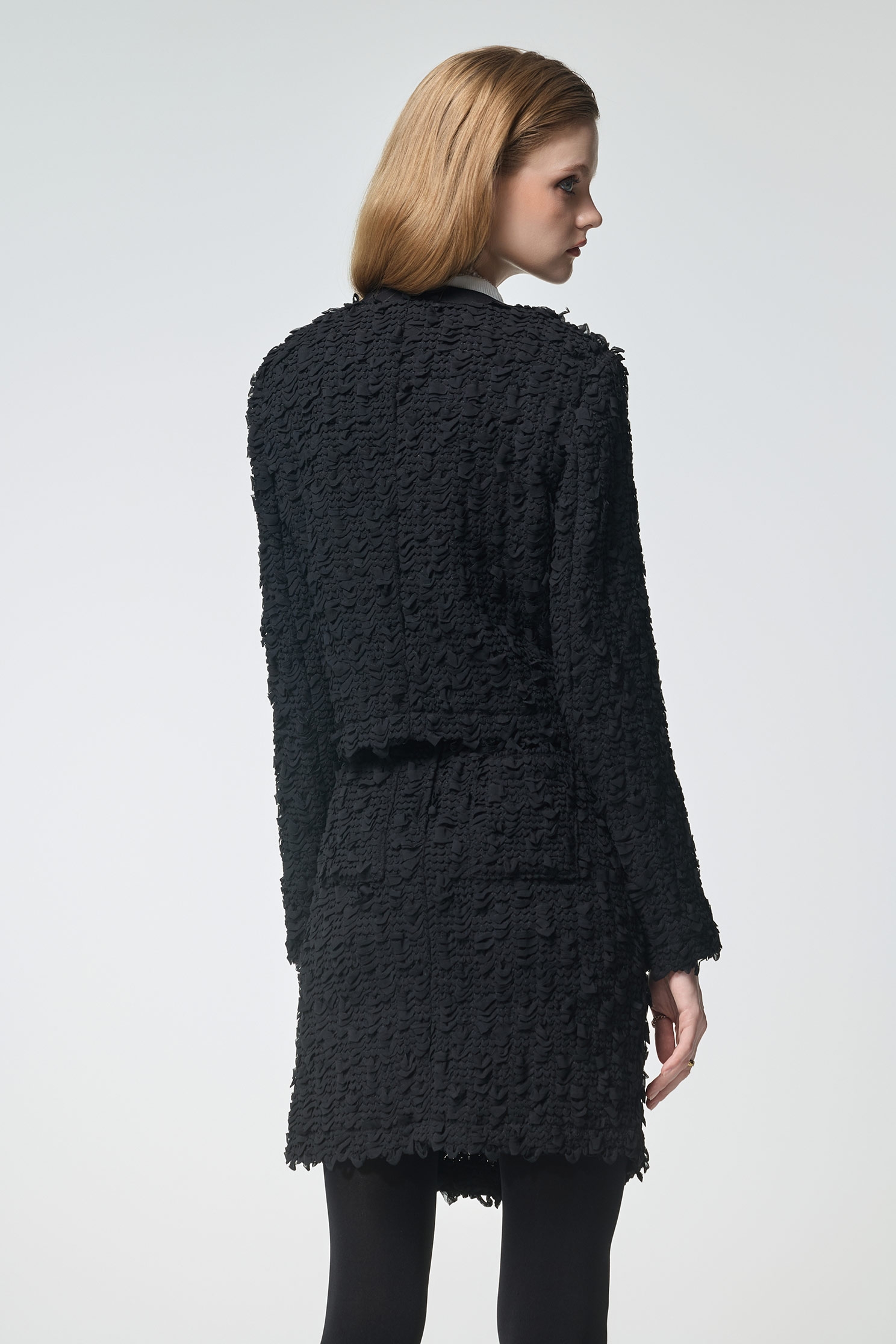 帶子紗式小香風短版外套帶子紗式小香風短版外套,一般外套,上班OL穿搭,外套,小香風,小香風外套,時髦成套搭配,派對特輯,珍珠,秋冬穿搭,約會特輯,花花世界