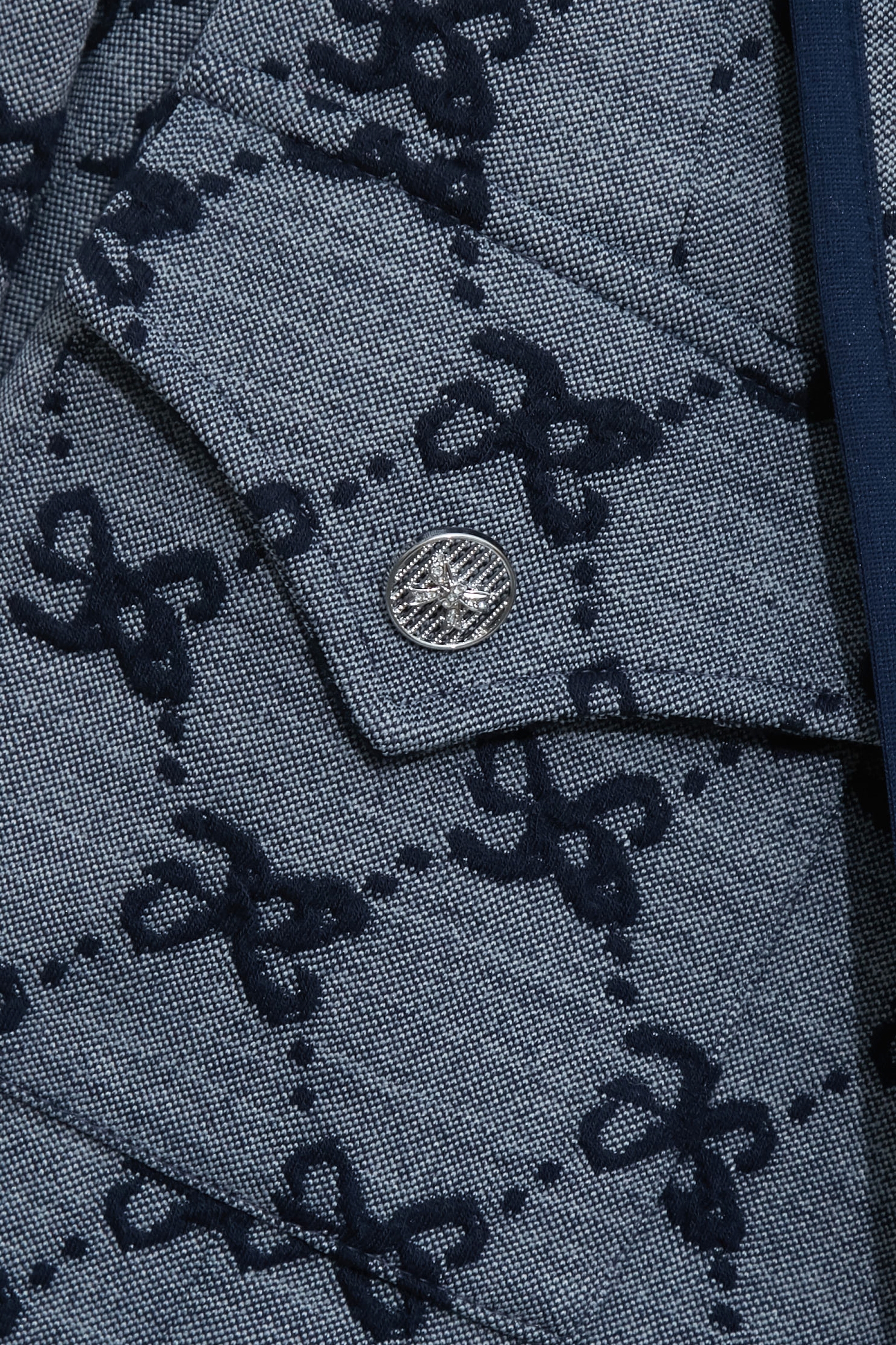 立體蝴蝶結紋理外套立體蝴蝶結紋理外套,上班OL穿搭,人氣商品,外套,小香風,時髦成套搭配,短褲,秋冬穿搭,蝴蝶結,西裝外套