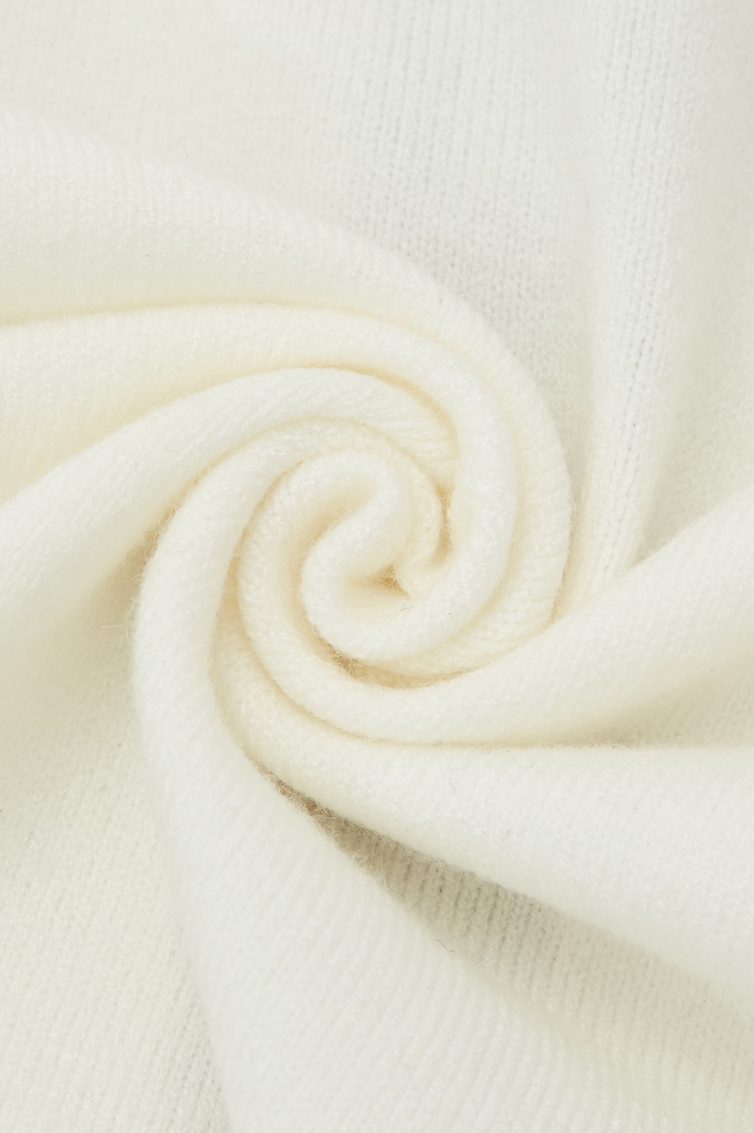 奶白色菱形提花針織外罩奶白色菱形提花針織外罩,一般外套,上班OL穿搭,外套,春夏穿搭,珍珠,白色外套,針織,針織外套