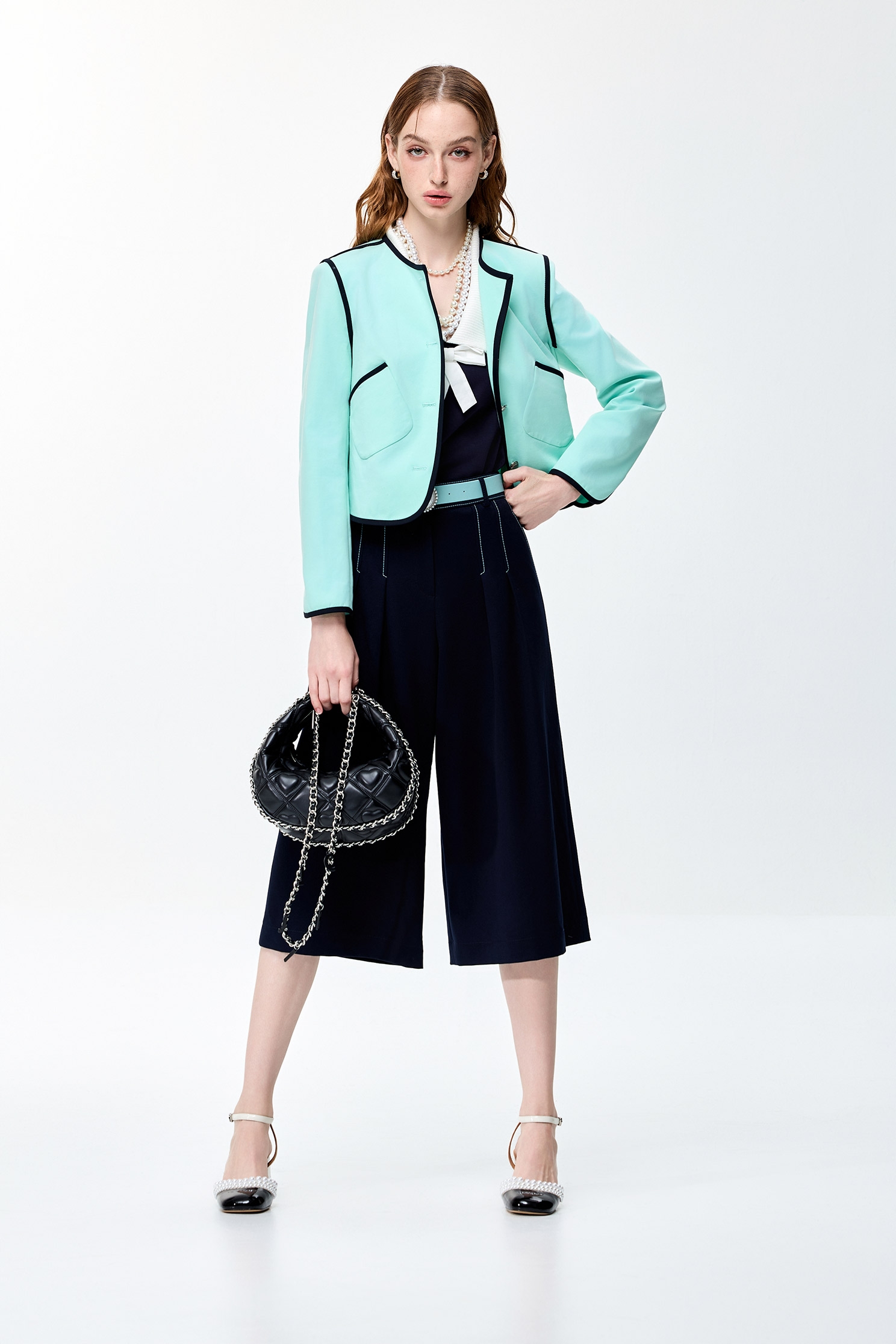 冰綠色小香風鑲邊外套冰綠色小香風鑲邊外套,一般外套,人氣商品,外套,小香風,春夏穿搭,時髦成套搭配