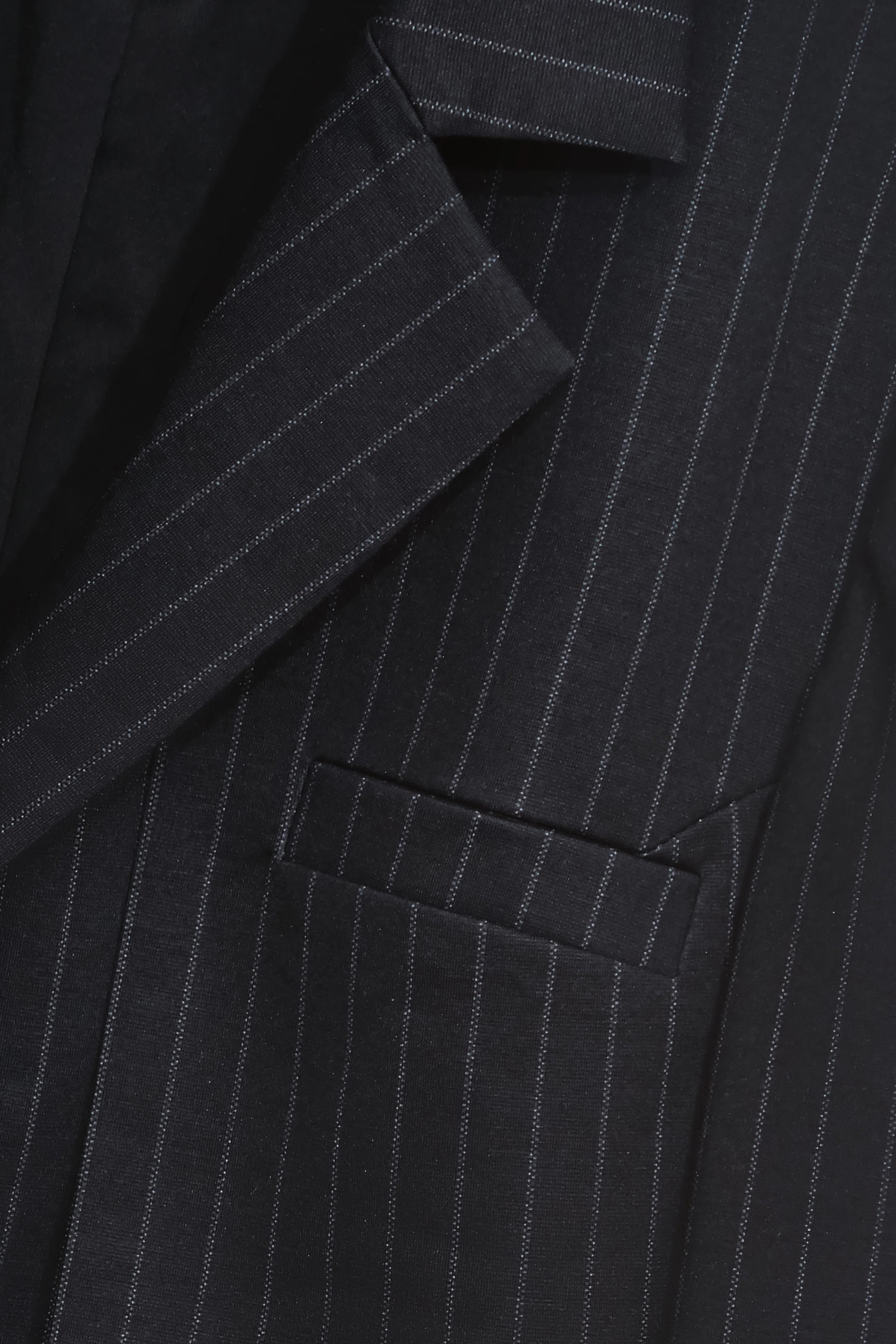 午夜藍條紋短版西裝外套午夜藍條紋短版西裝外套,上班OL穿搭,外套,春夏穿搭,條紋,西裝外套,長袖外套