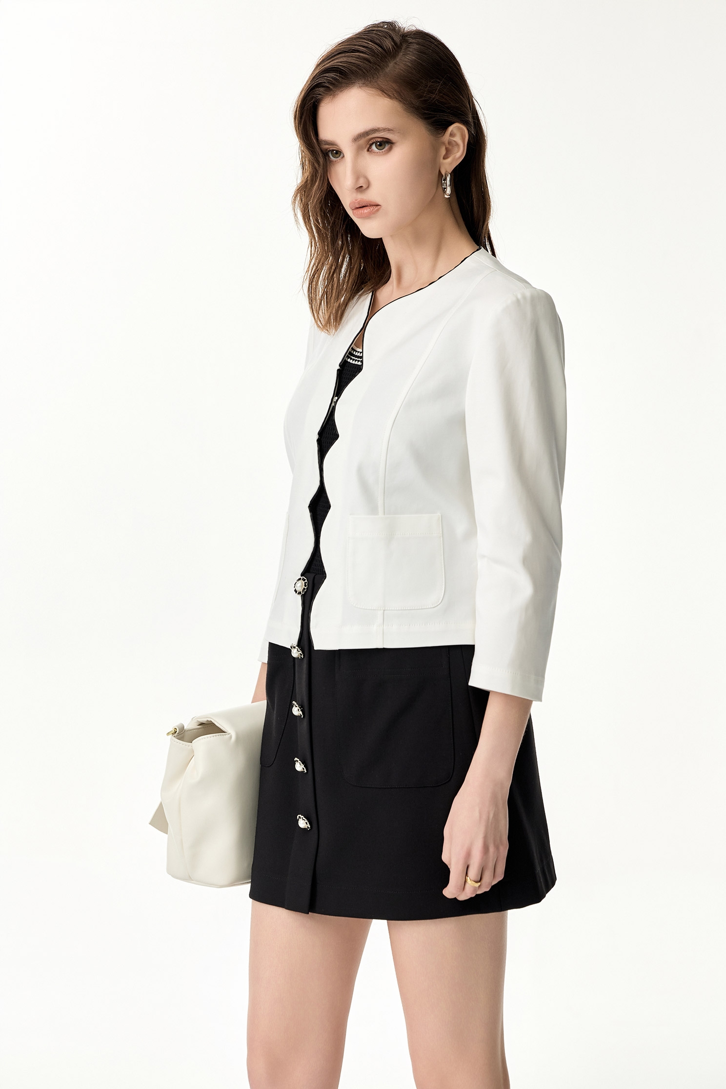 花形波浪黑邊短外套花形波浪黑邊短外套,一般外套,上班OL穿搭,人氣商品,外套,春夏穿搭,時髦成套搭配