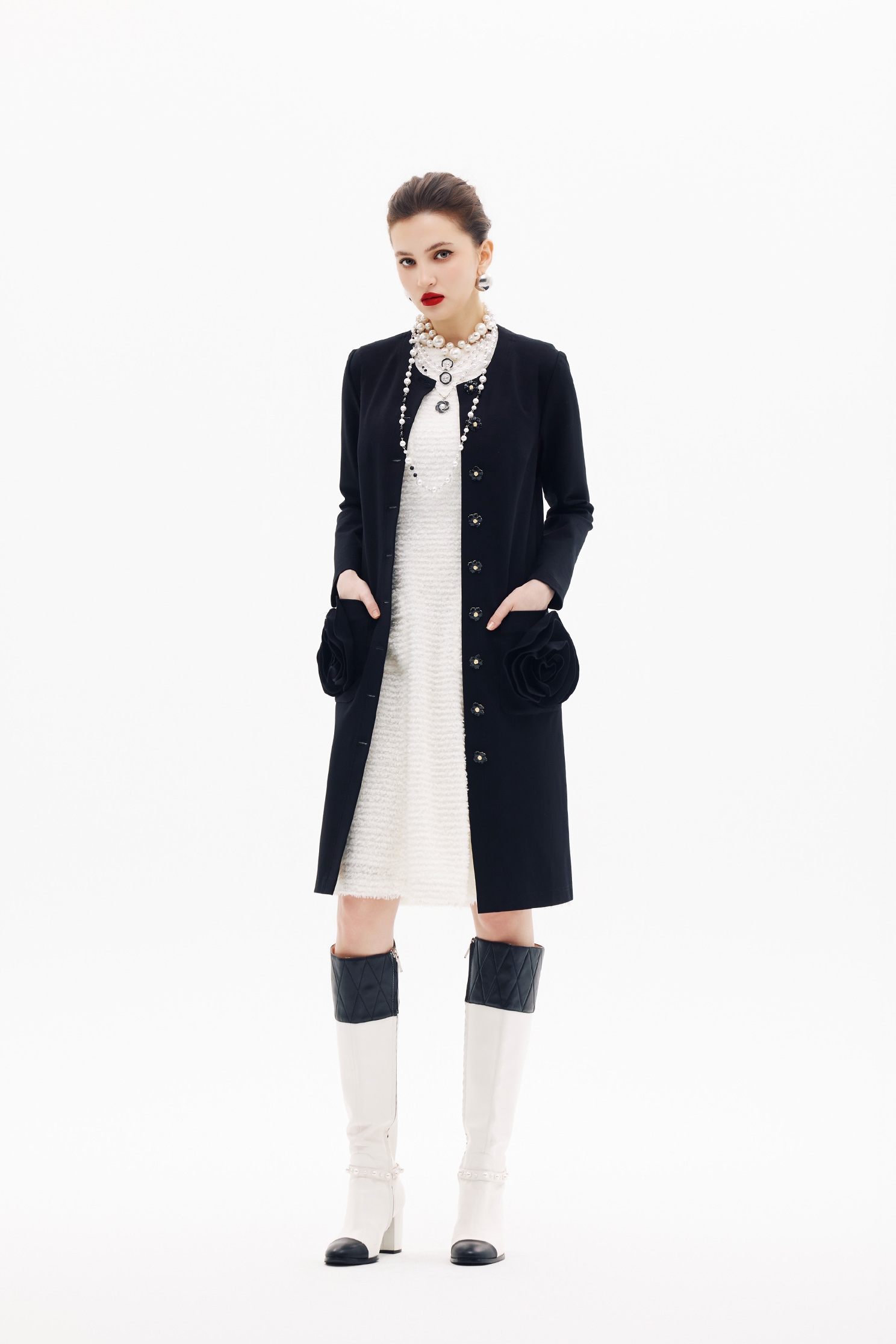 玫瑰繞花過膝長外套玫瑰繞花過膝長外套,一般外套,上班OL穿搭,外套,春夏穿搭,約會特輯,花花世界