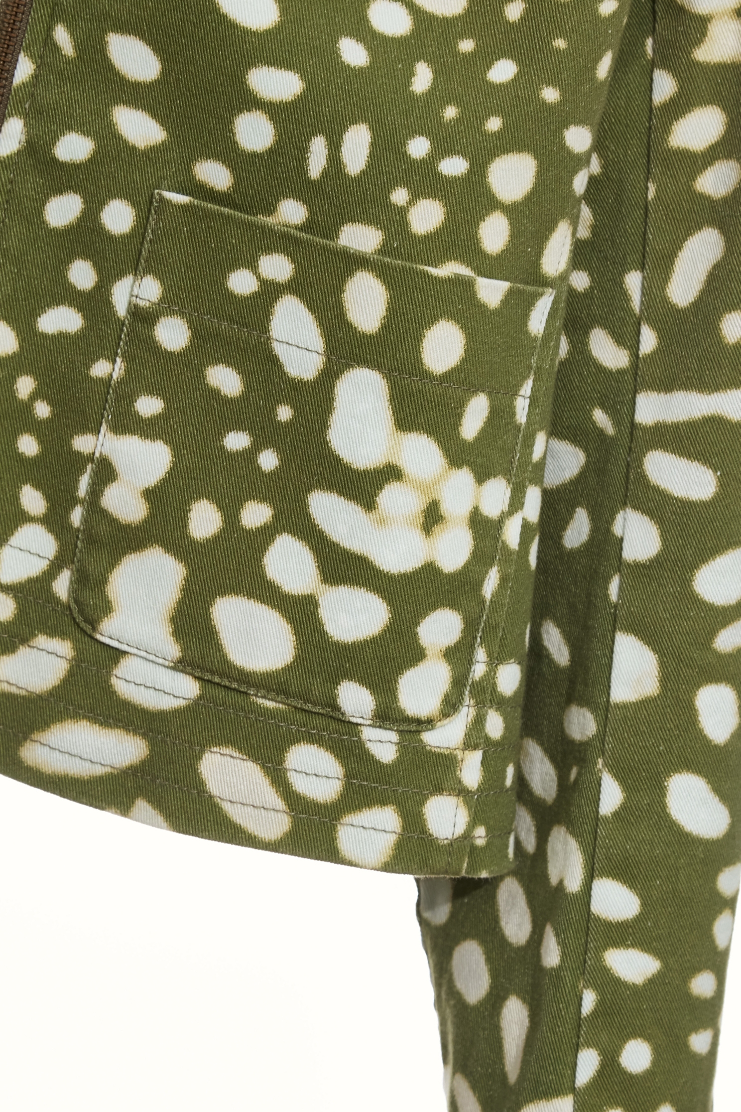 鹿紋印花連帽外套鹿紋印花連帽外套,一般外套,上班OL穿搭,外套,春夏穿搭,連帽外套