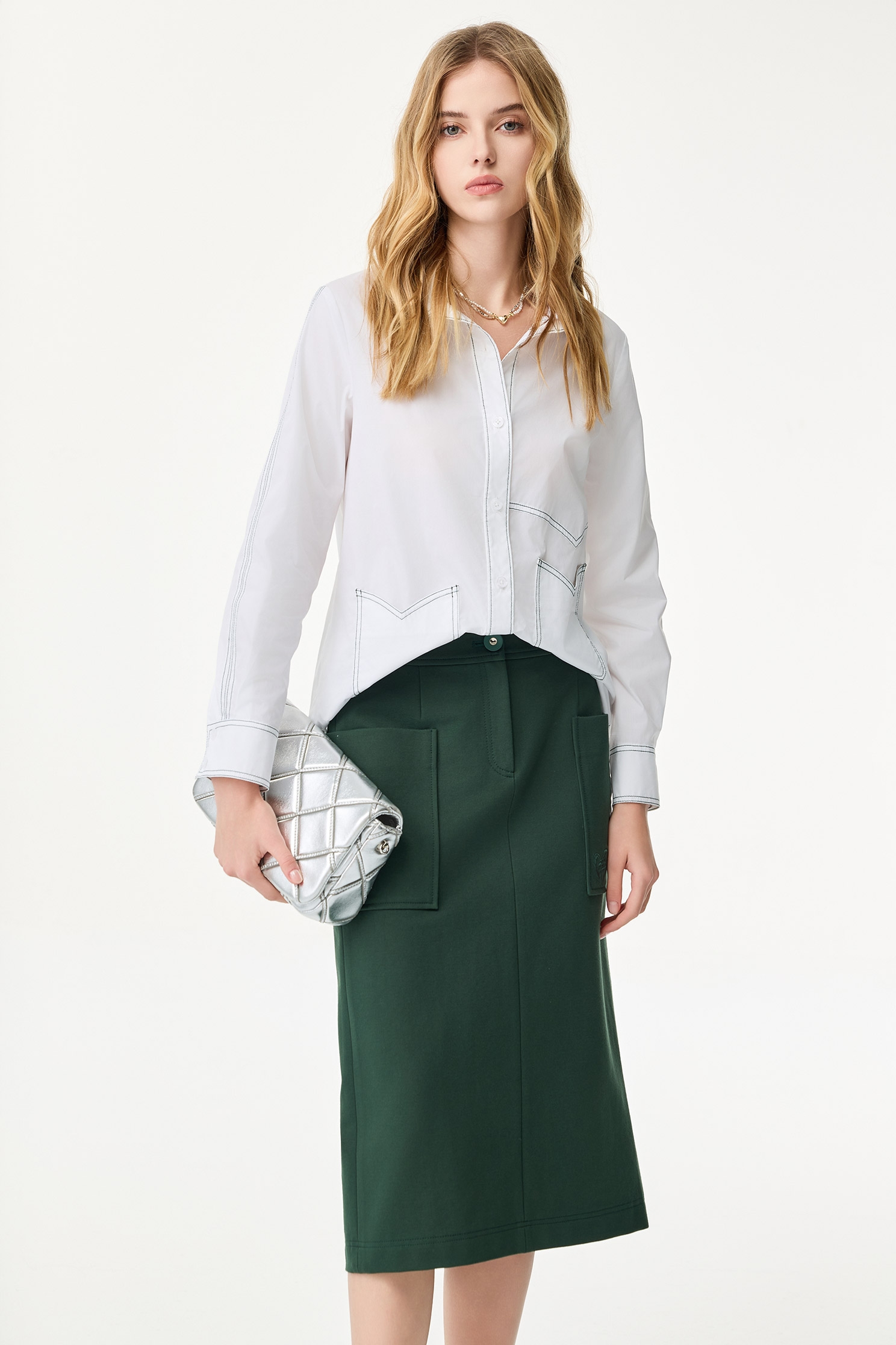 高山綠貼口袋中長裙高山綠貼口袋中長裙,上班OL穿搭,春夏穿搭,繡花,長裙