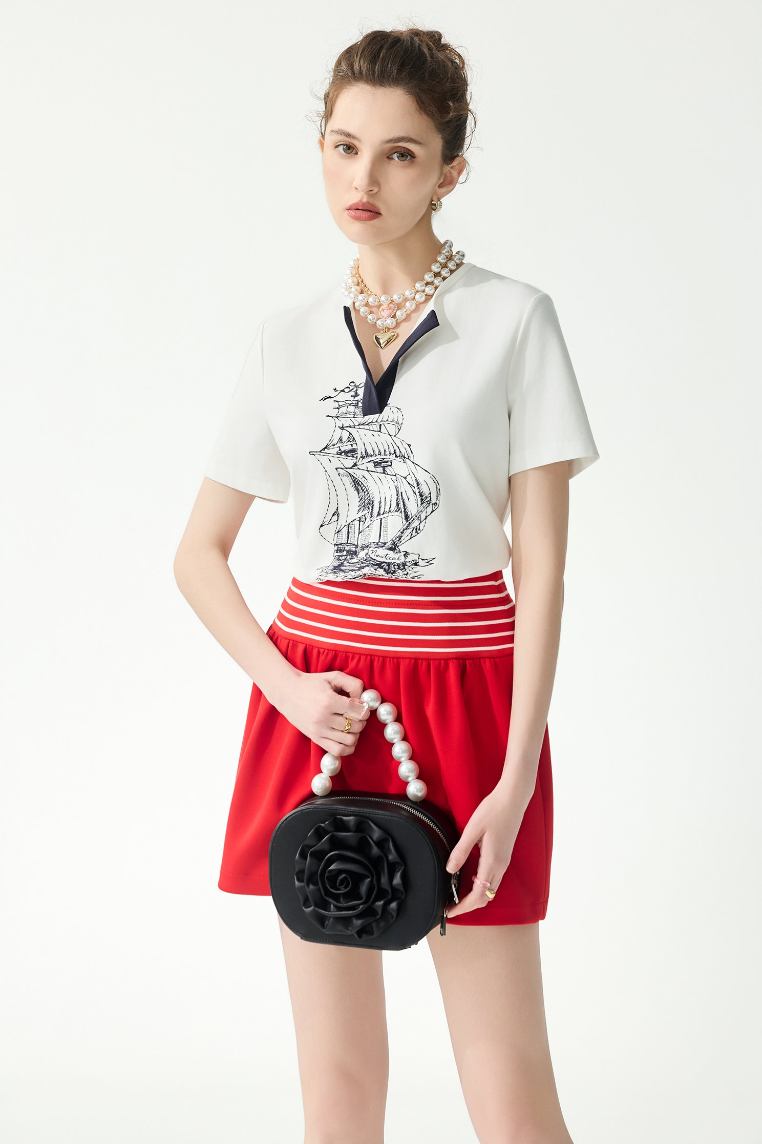 紅梅色配條寬腰短裙紅梅色配條寬腰短裙,春夏穿搭,短裙