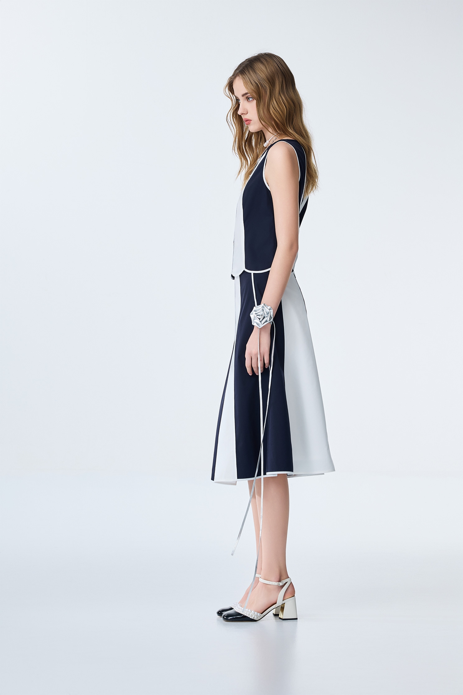 海洋洞穴色拼接配色造型長裙海洋洞穴色拼接配色造型長裙,人氣商品,春夏穿搭,時髦成套搭配,長裙