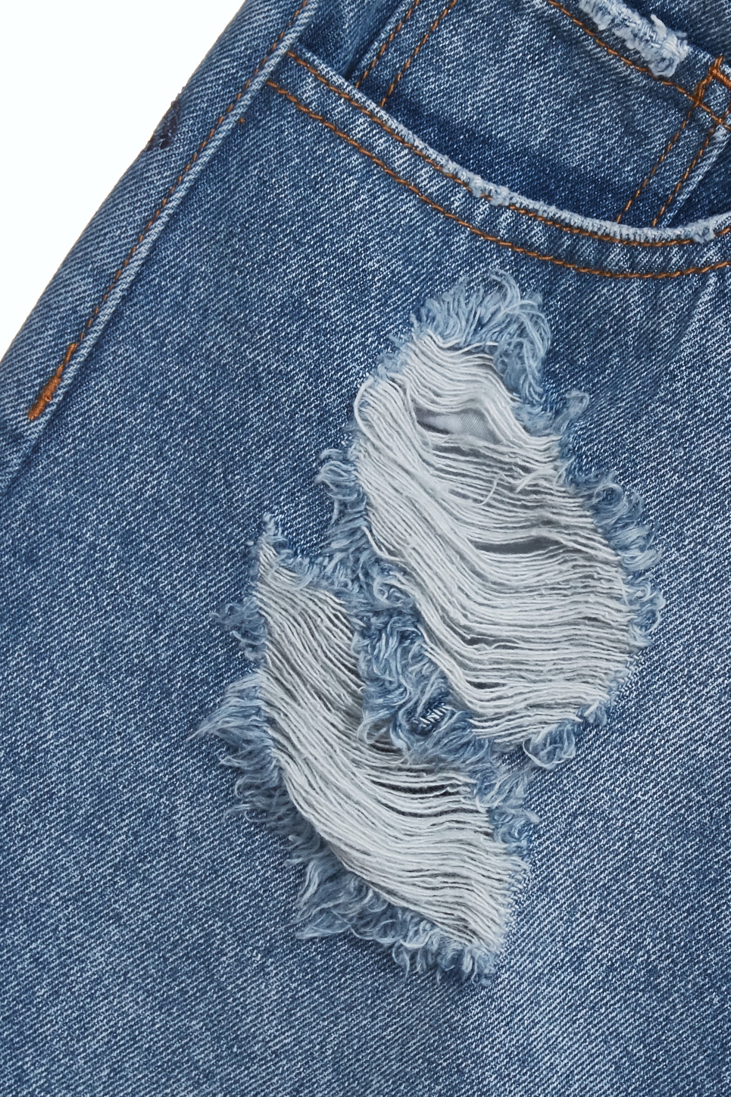 後口袋繡花牛仔短裙後口袋繡花牛仔短裙,丹寧,春夏穿搭,牛仔,牛仔短裙,牛仔裙,短裙,約會特輯,繡花,輕奢度假,輕奢渡假