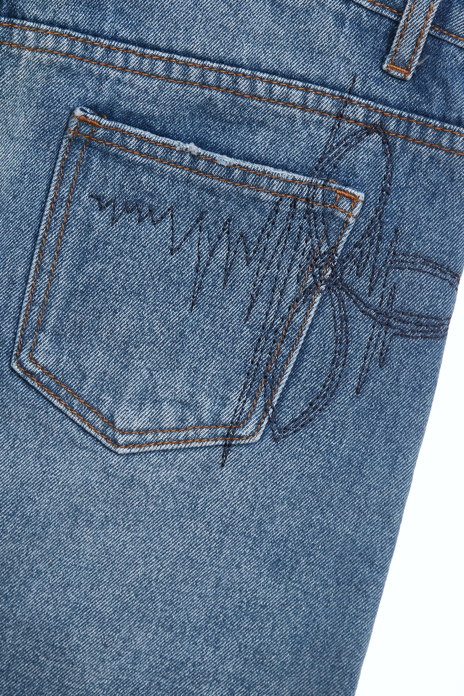 後口袋繡花牛仔短裙後口袋繡花牛仔短裙,丹寧,春夏穿搭,牛仔,牛仔短裙,牛仔裙,短裙,約會特輯,繡花,輕奢度假,輕奢渡假