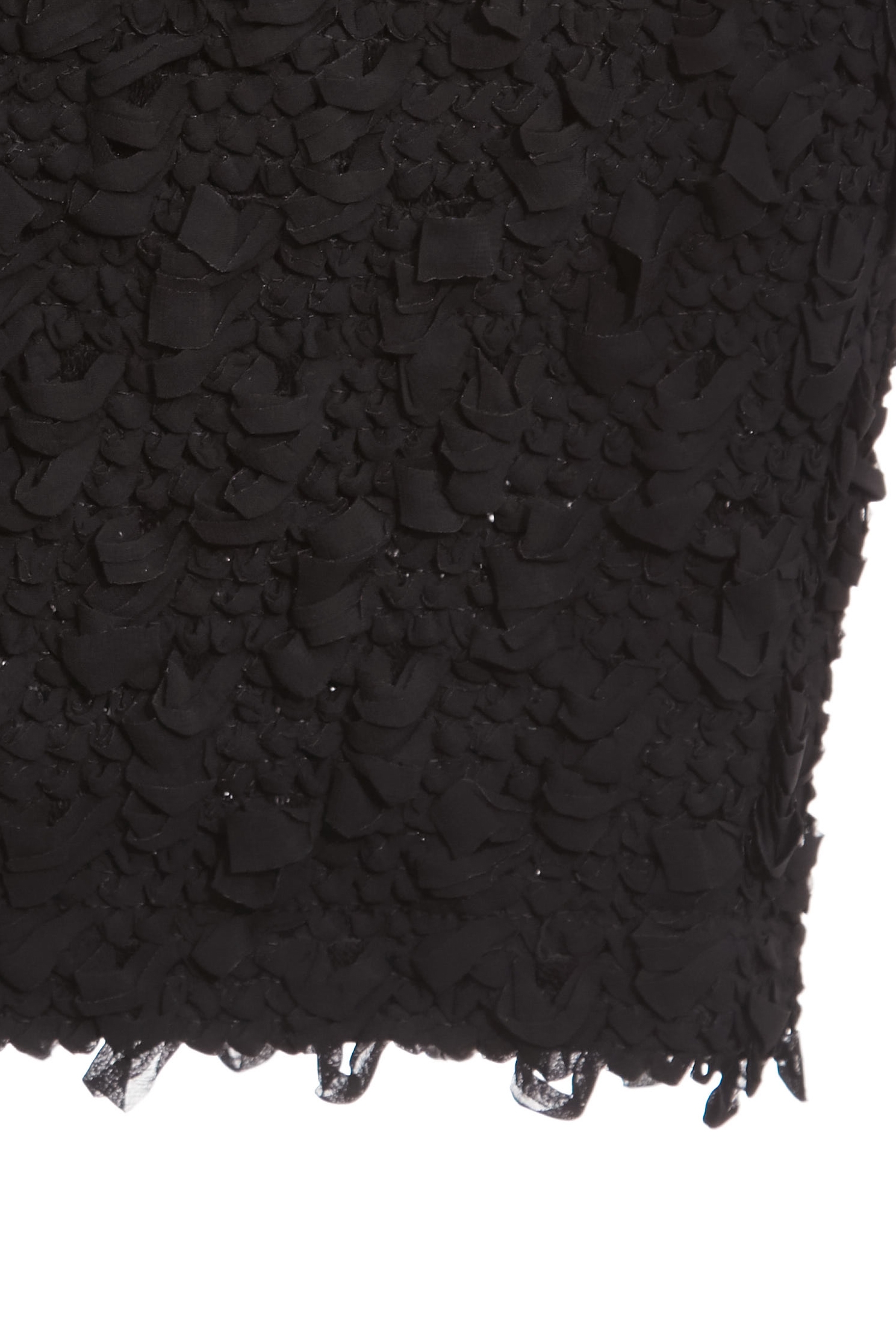 帶子紗式小香風珍珠釦短裙帶子紗式小香風珍珠釦短裙,上班OL穿搭,小香風,時髦成套搭配,派對特輯,珍珠,短裙,秋冬穿搭,約會特輯,花花世界