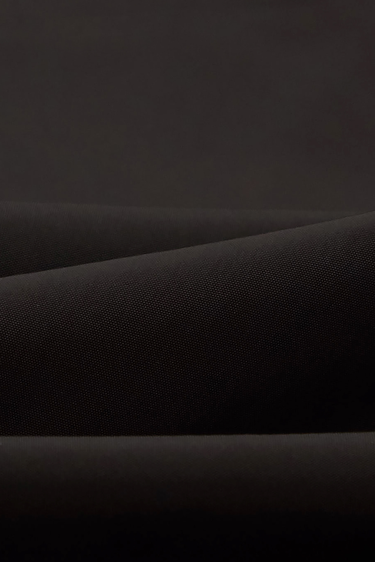 光澤黑塔夫波浪中長裙光澤黑塔夫波浪中長裙,春夏穿搭,長裙,黑色裙子