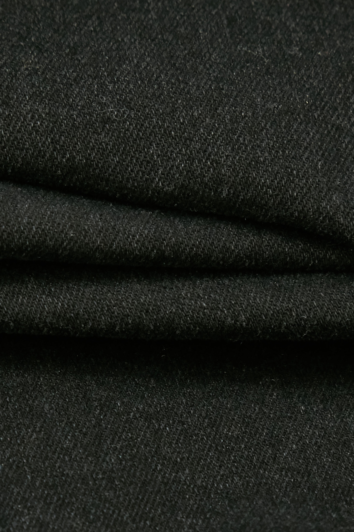 丹寧魚尾彈性中長裙丹寧魚尾彈性中長裙,丹寧,人氣商品,春夏穿搭,牛仔,牛仔裙,珍珠,約會特輯,腰帶,長裙