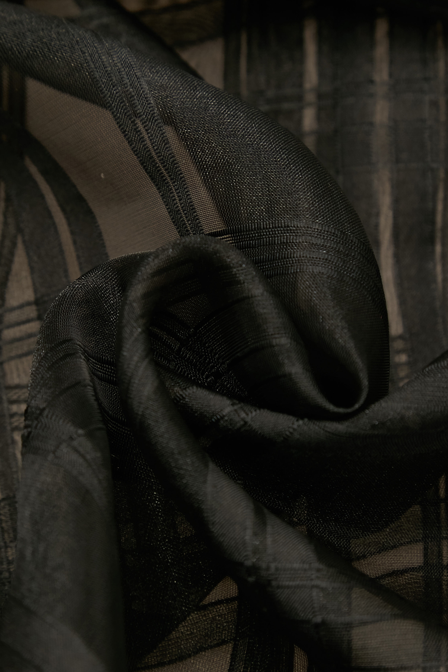 透膚格紋工裝長裙透膚格紋工裝長裙