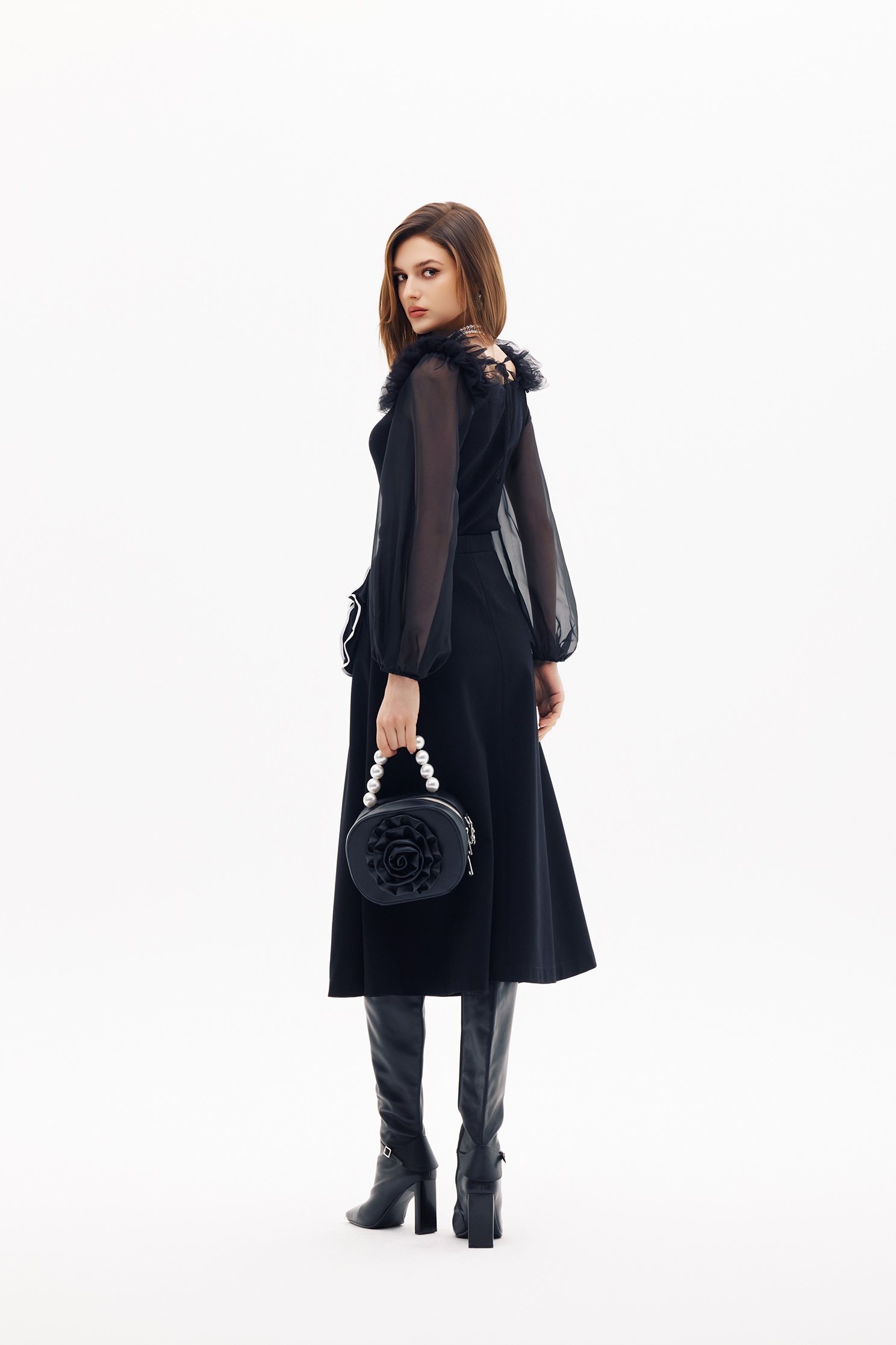 鑲色邊手工繞花中長展裙鑲色邊手工繞花中長展裙,上班OL穿搭,春夏穿搭,約會特輯,花花世界,長裙