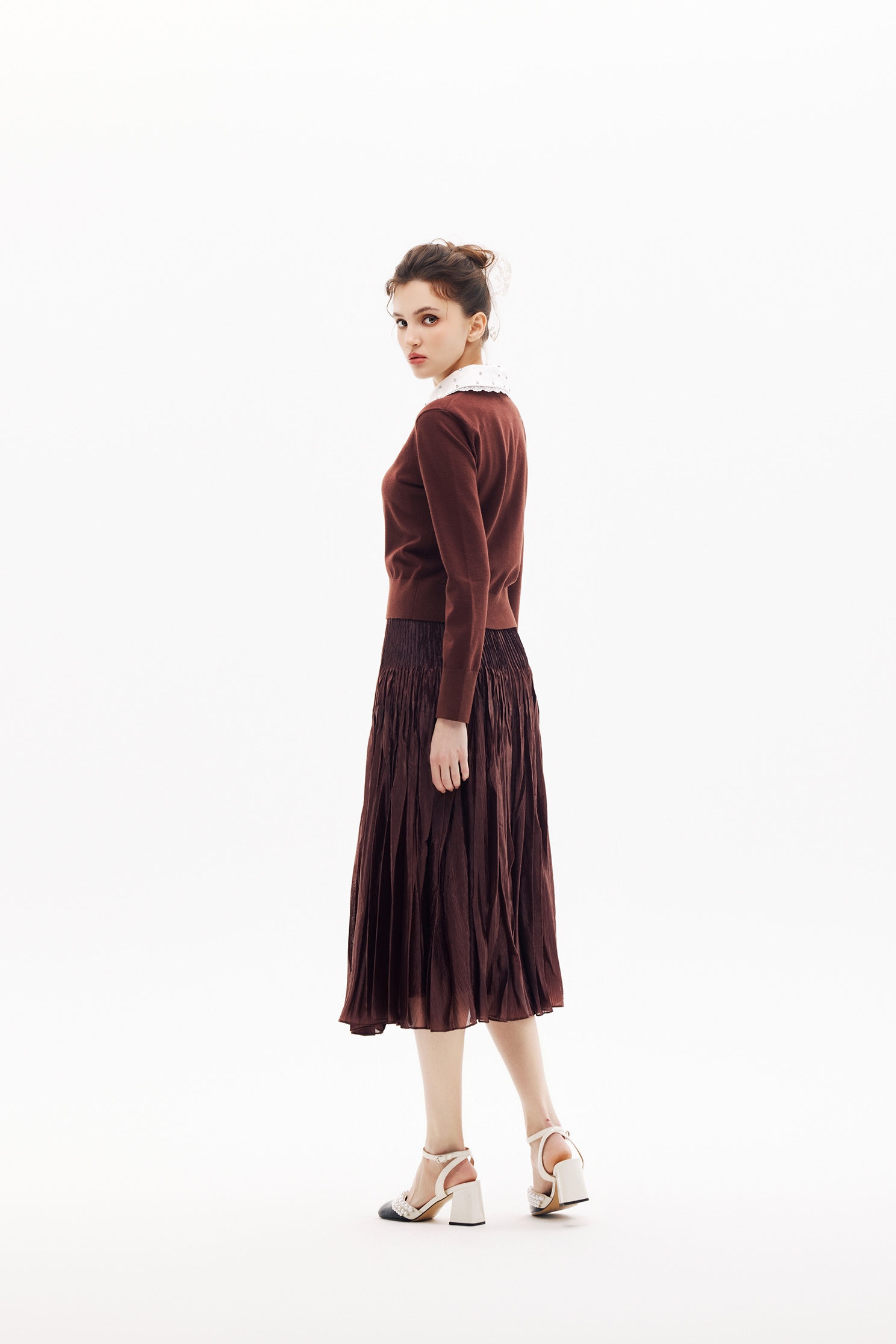 櫻桃巧克力色壓褶長裙櫻桃巧克力色壓褶長裙,上班OL穿搭,春夏穿搭,約會特輯,長裙