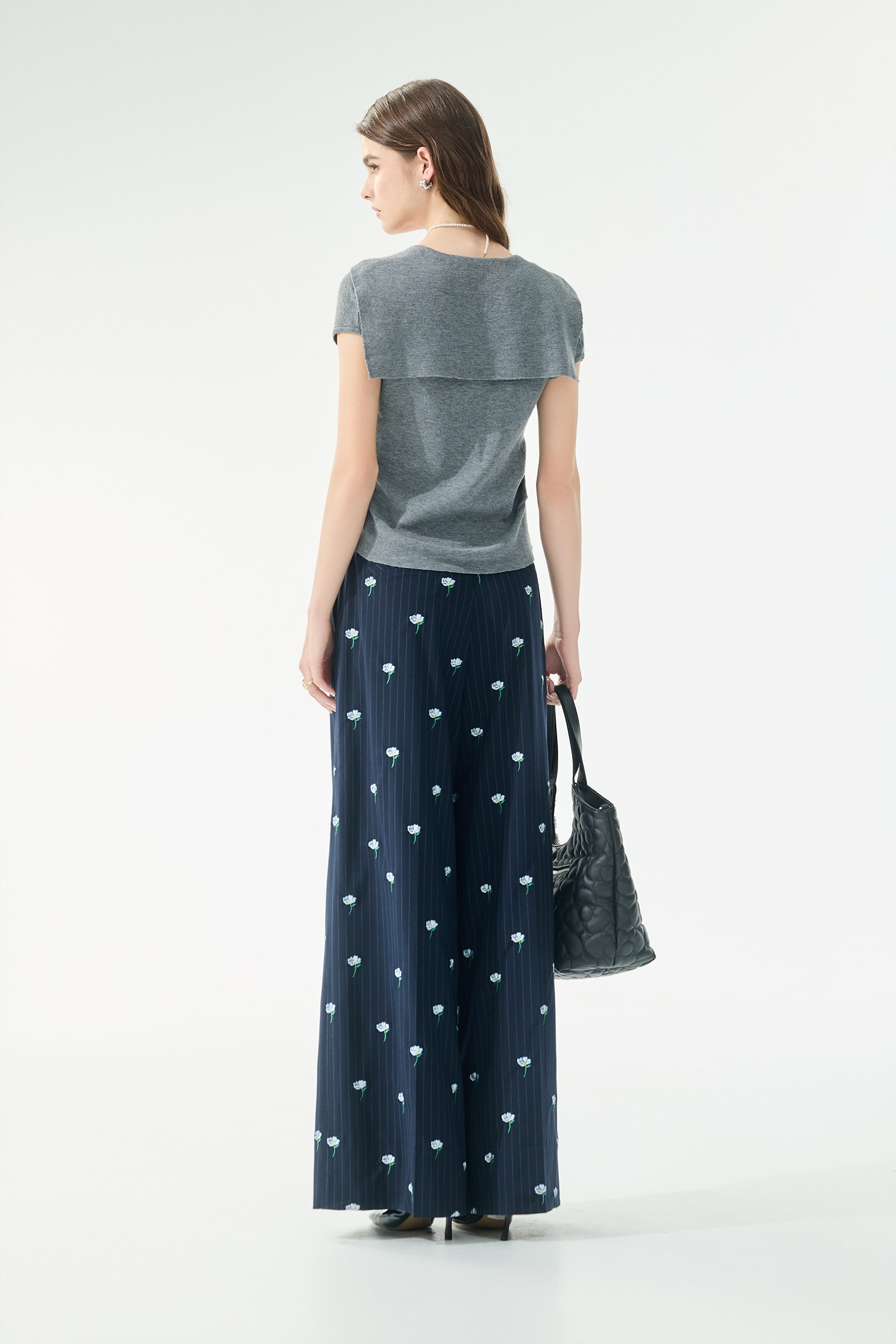 溫室花卉刺繡西裝寬褲溫室花卉刺繡西裝寬褲,刺繡,春夏穿搭,條紋,褲子,西裝褲