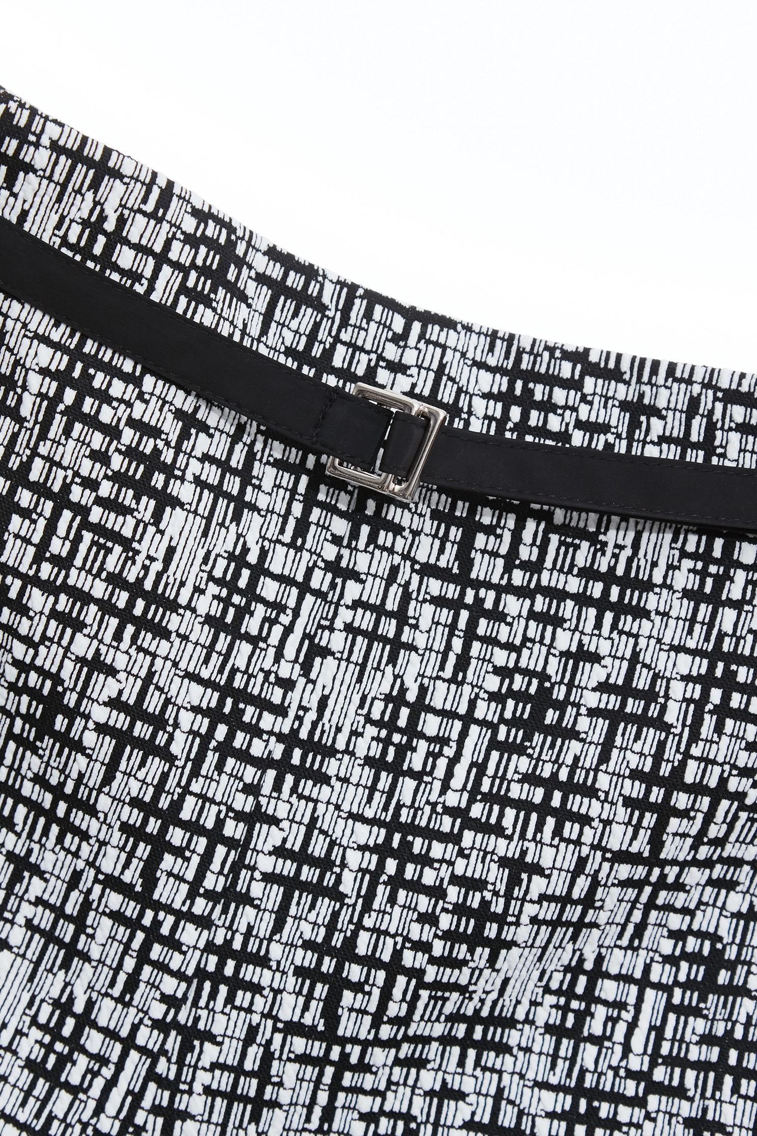 黑白交織彈性短褲黑白交織彈性短褲,春夏穿搭,短褲,褲子