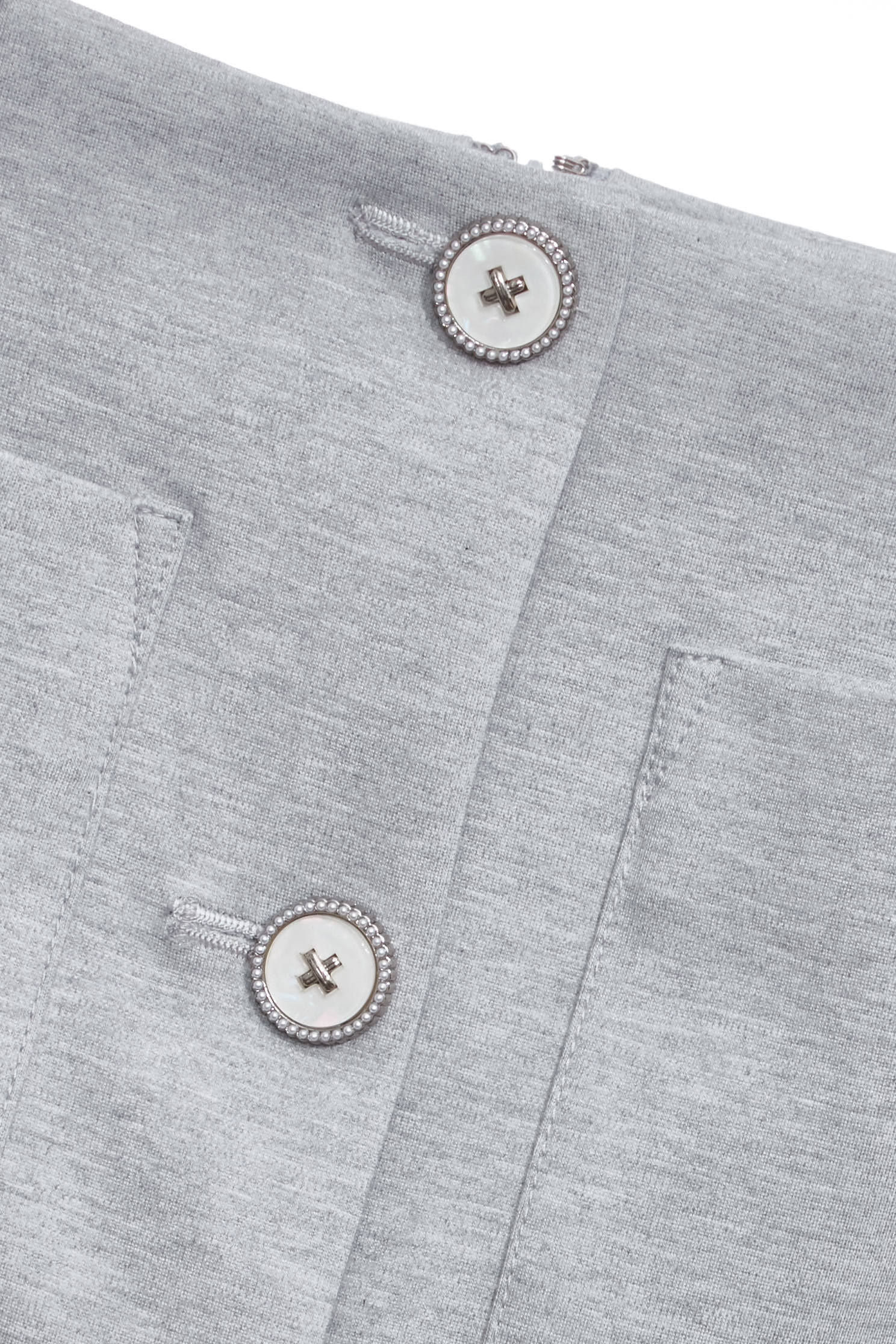 終極灰貼袋短褲裙終極灰貼袋短褲裙,春夏穿搭,時髦成套搭配,短褲,褲裙,輕奢度假,輕奢渡假