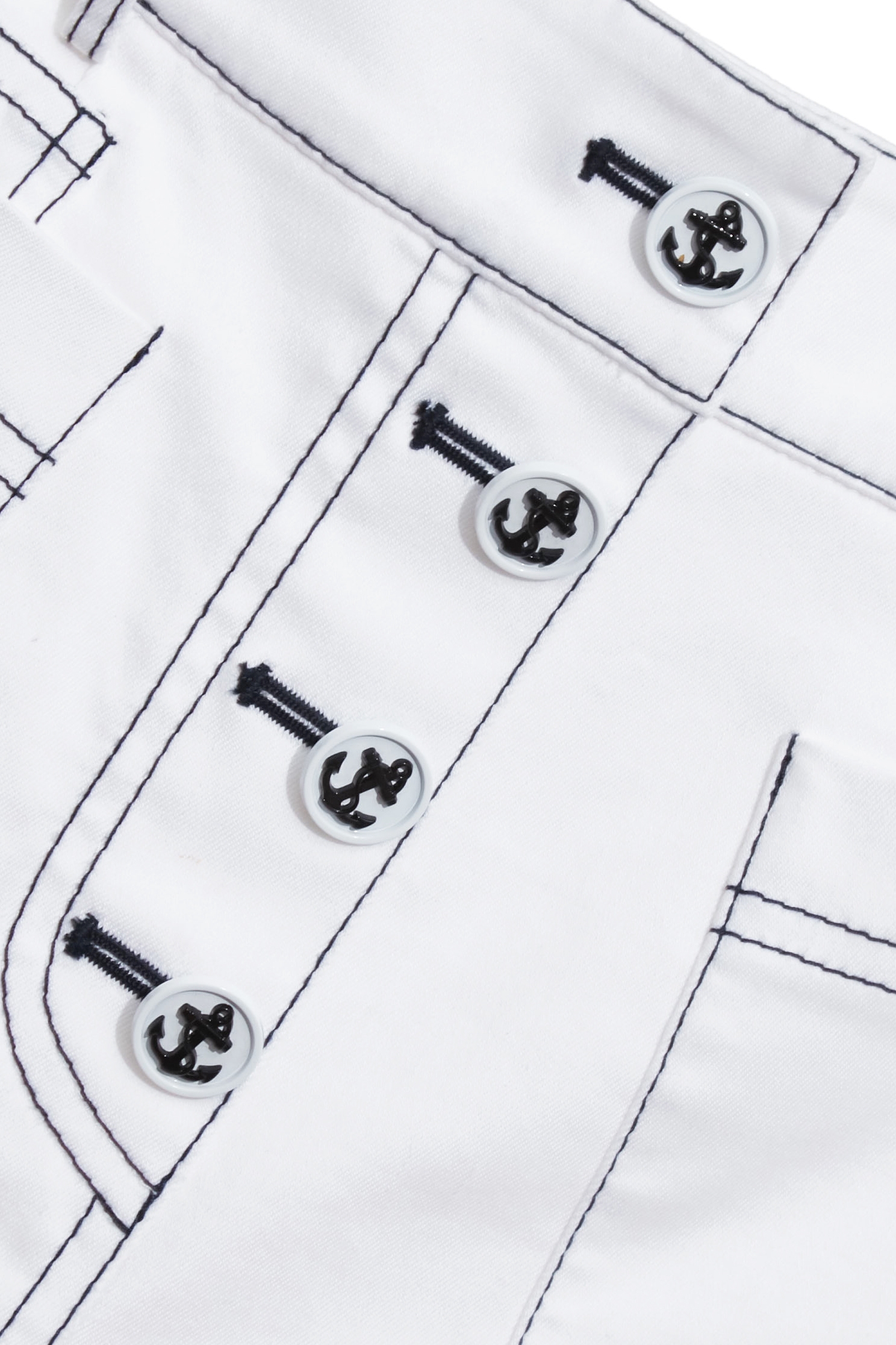 跳色壓線造型褲裙跳色壓線造型褲裙,上班OL穿搭,春夏穿搭,時髦成套搭配,白色裙子,白色褲子,短褲,褲裙