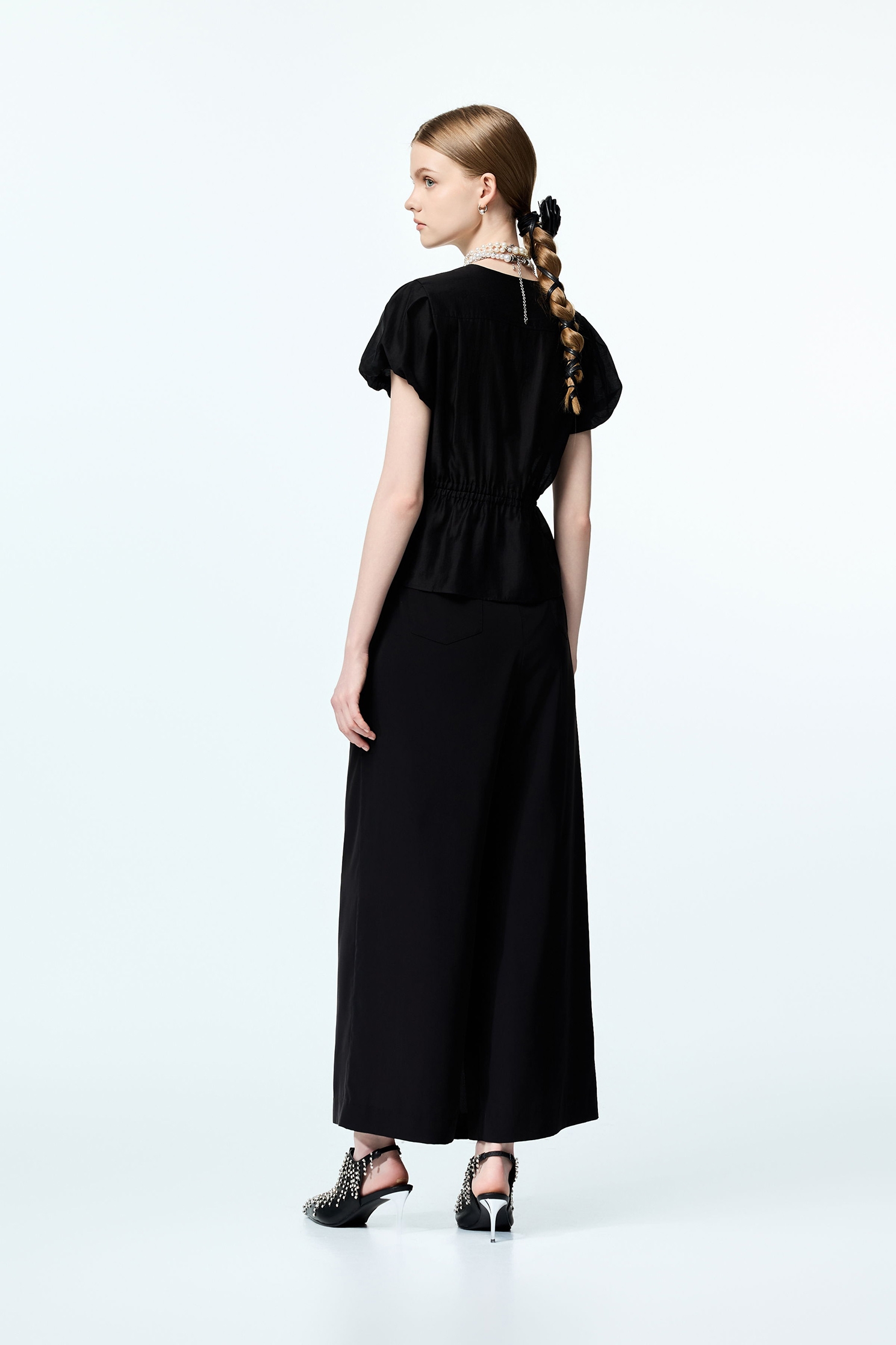 垂墜感圍裹式寬褲裙垂墜感圍裹式寬褲裙,上班OL穿搭,寬褲,秋冬穿搭,褲子,褲裙