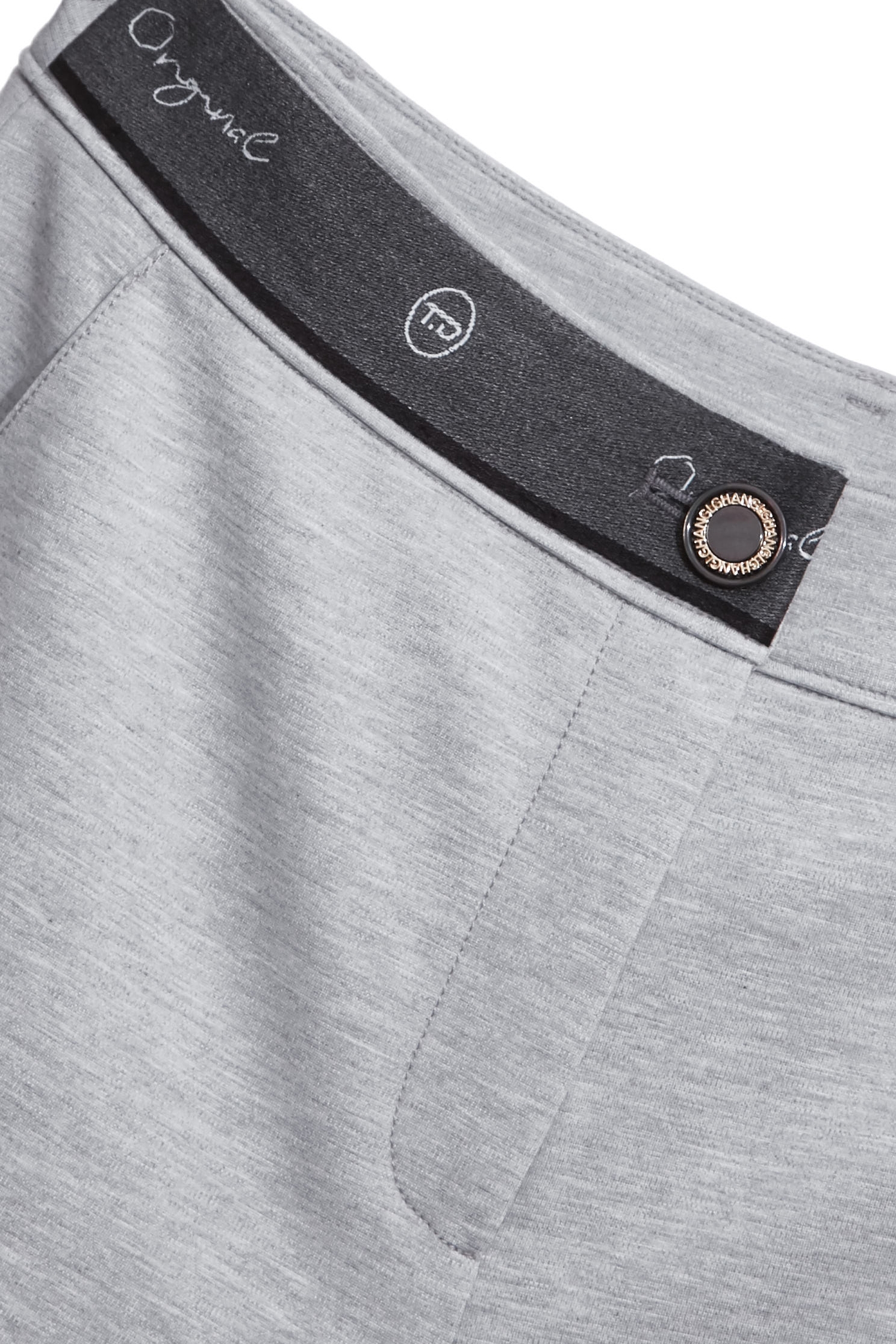 薄暮灰休閒風百慕達褲薄暮灰休閒風百慕達褲,短褲,秋冬穿搭,簡約穿搭,輕奢度假,輕奢渡假