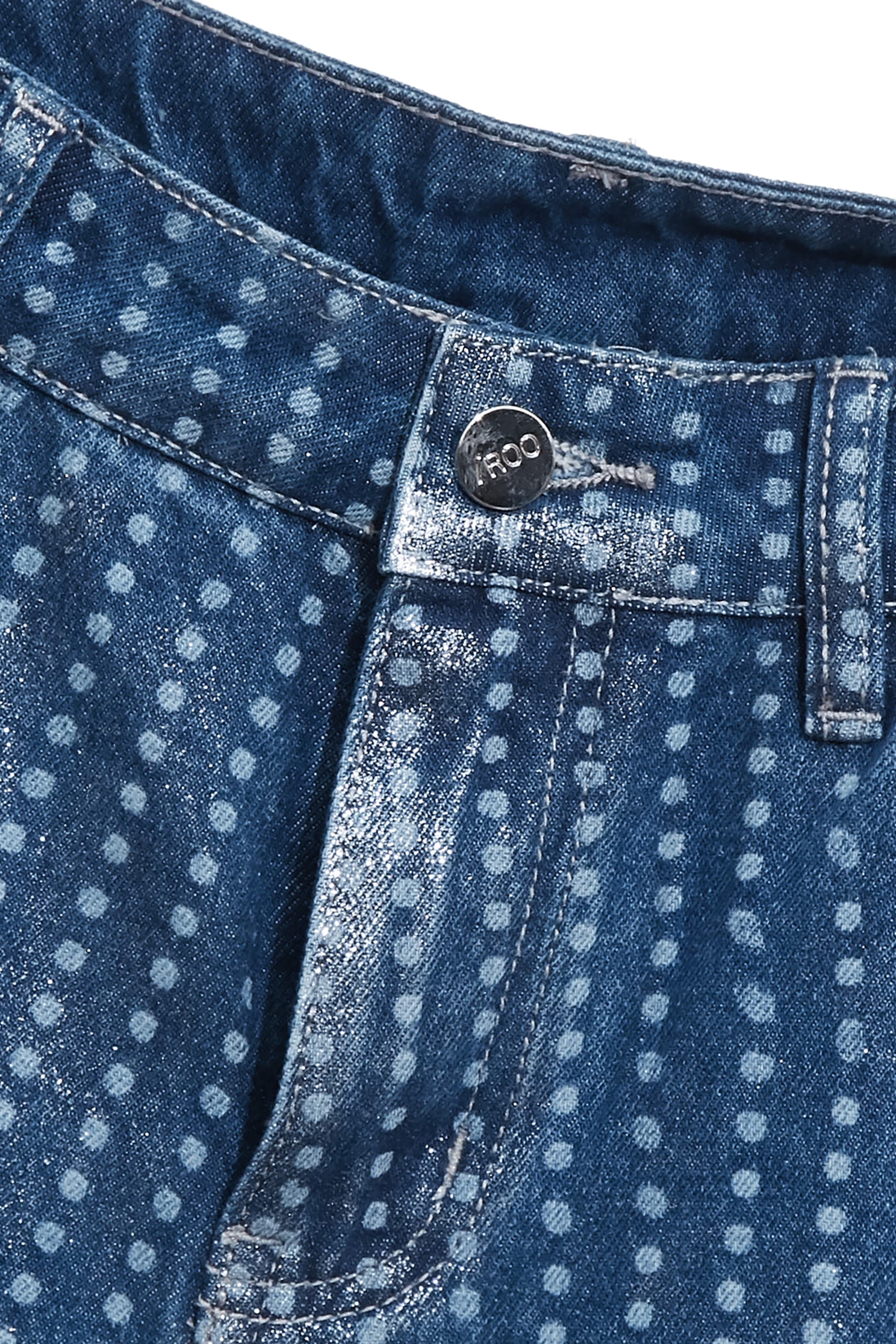 光澤感點點覆膜牛仔褲光澤感點點覆膜牛仔褲,丹寧,時髦成套搭配,波點,牛仔,牛仔褲,秋冬穿搭,約會特輯