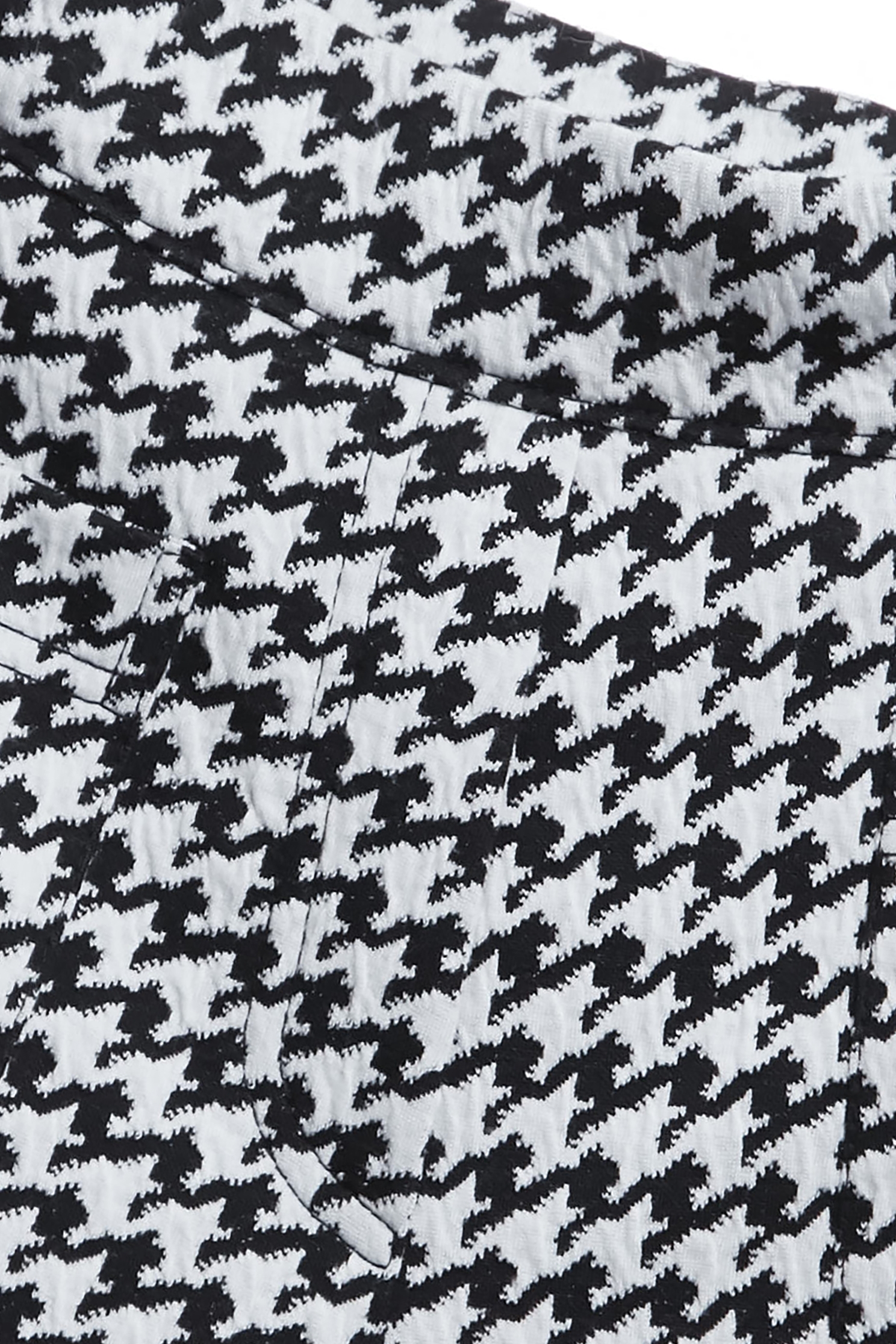 黑白千鳥無拉鏈彈性顯瘦神褲黑白千鳥無拉鏈彈性顯瘦神褲,上班OL穿搭,喇叭褲,時髦成套搭配,秋冬穿搭,褲子,針織