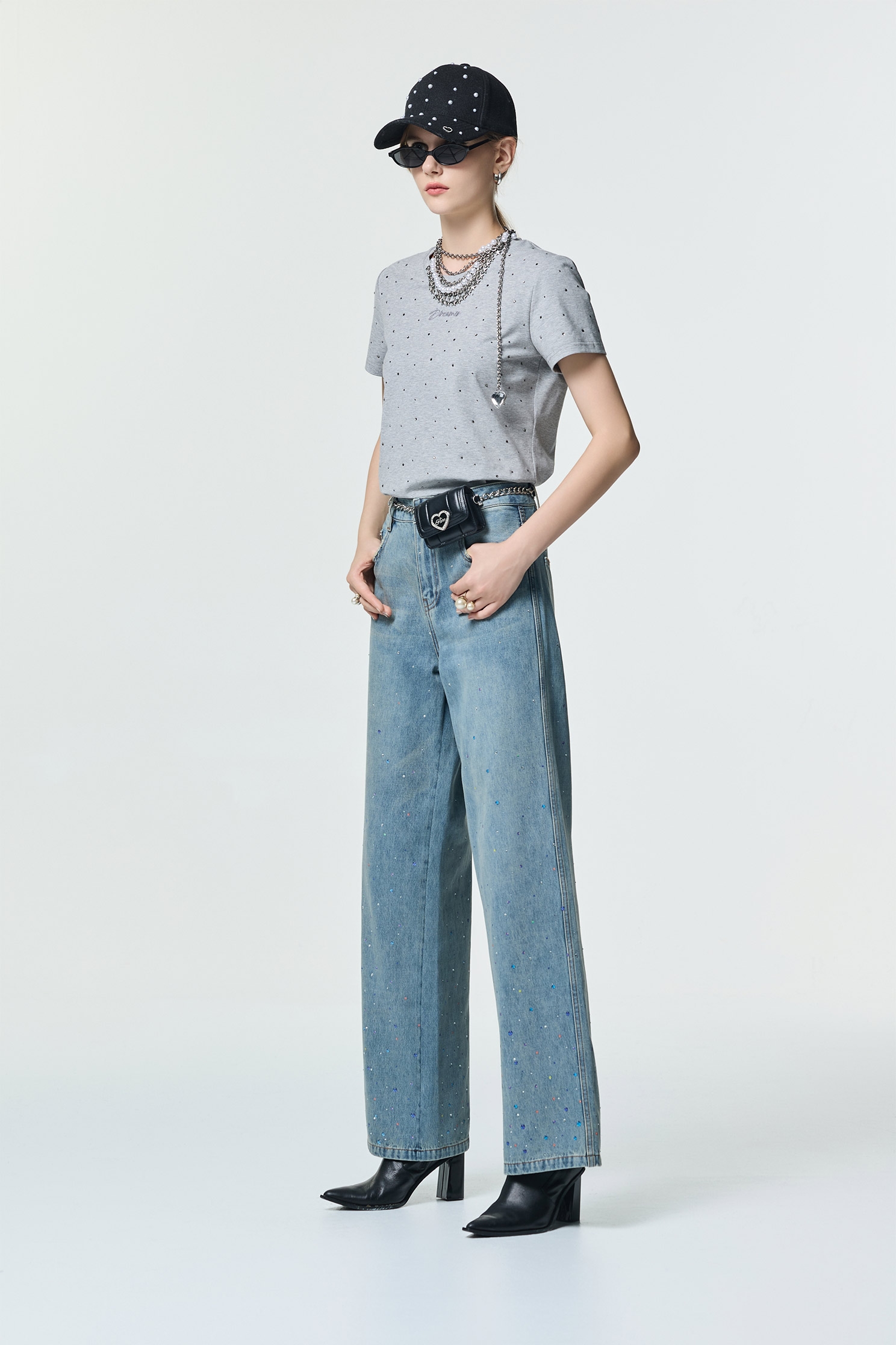 閃光五彩點點牛仔寬褲閃光五彩點點牛仔寬褲,上班OL穿搭,丹寧,喇叭褲,寬褲,牛仔,牛仔褲,秋冬穿搭,約會特輯,褲子