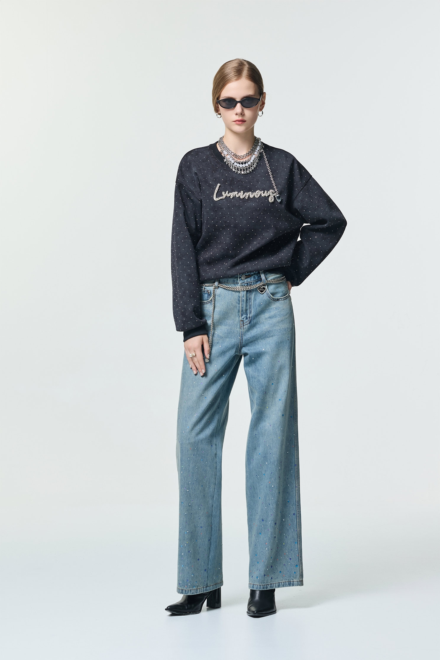 閃光五彩點點牛仔寬褲閃光五彩點點牛仔寬褲,上班OL穿搭,丹寧,喇叭褲,寬褲,牛仔,牛仔褲,秋冬穿搭,約會特輯,褲子