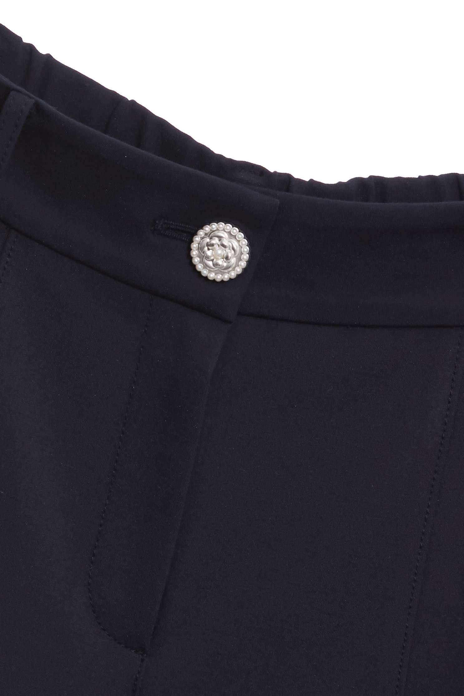 口袋刺繡花朵直筒褲口袋刺繡花朵直筒褲,上班OL穿搭,刺繡,寬褲,秋冬穿搭,約會特輯,繡花,花花世界,褲子