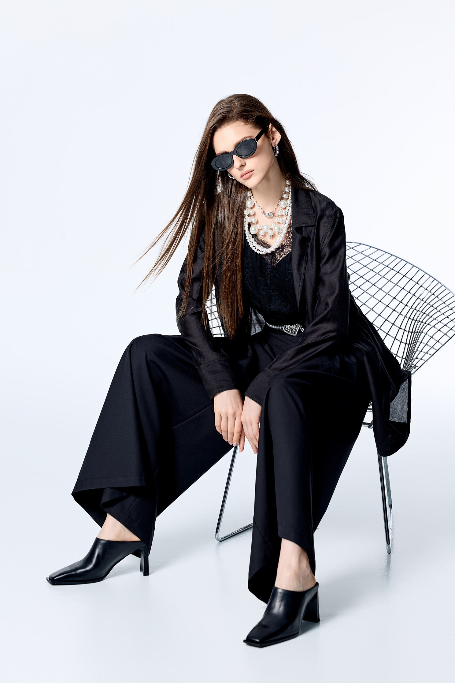 斜紋合褶大寬褲斜紋合褶大寬褲,上班OL穿搭,寬褲,春夏穿搭,褲子,黑色褲子