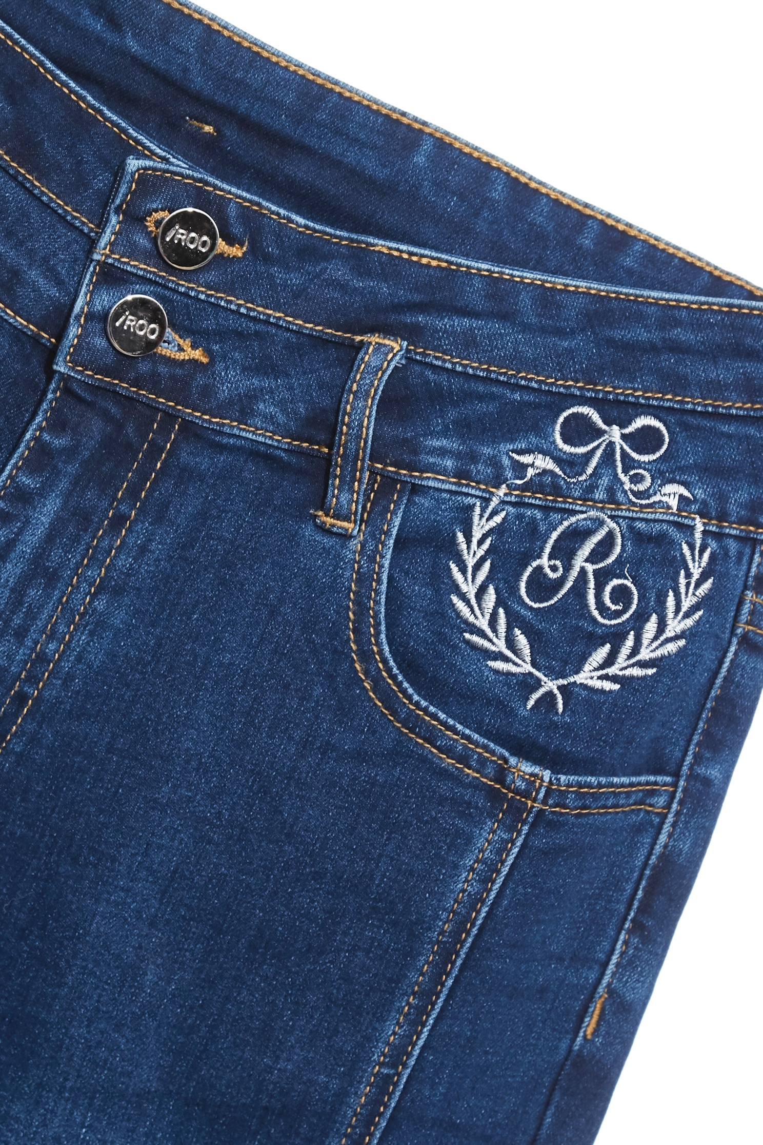 雙腰頭漸層牛仔喇叭長褲雙腰頭漸層牛仔喇叭長褲,上班OL穿搭,丹寧,喇叭褲,春夏穿搭,牛仔,牛仔褲,約會特輯,蝴蝶結,褲子,長褲