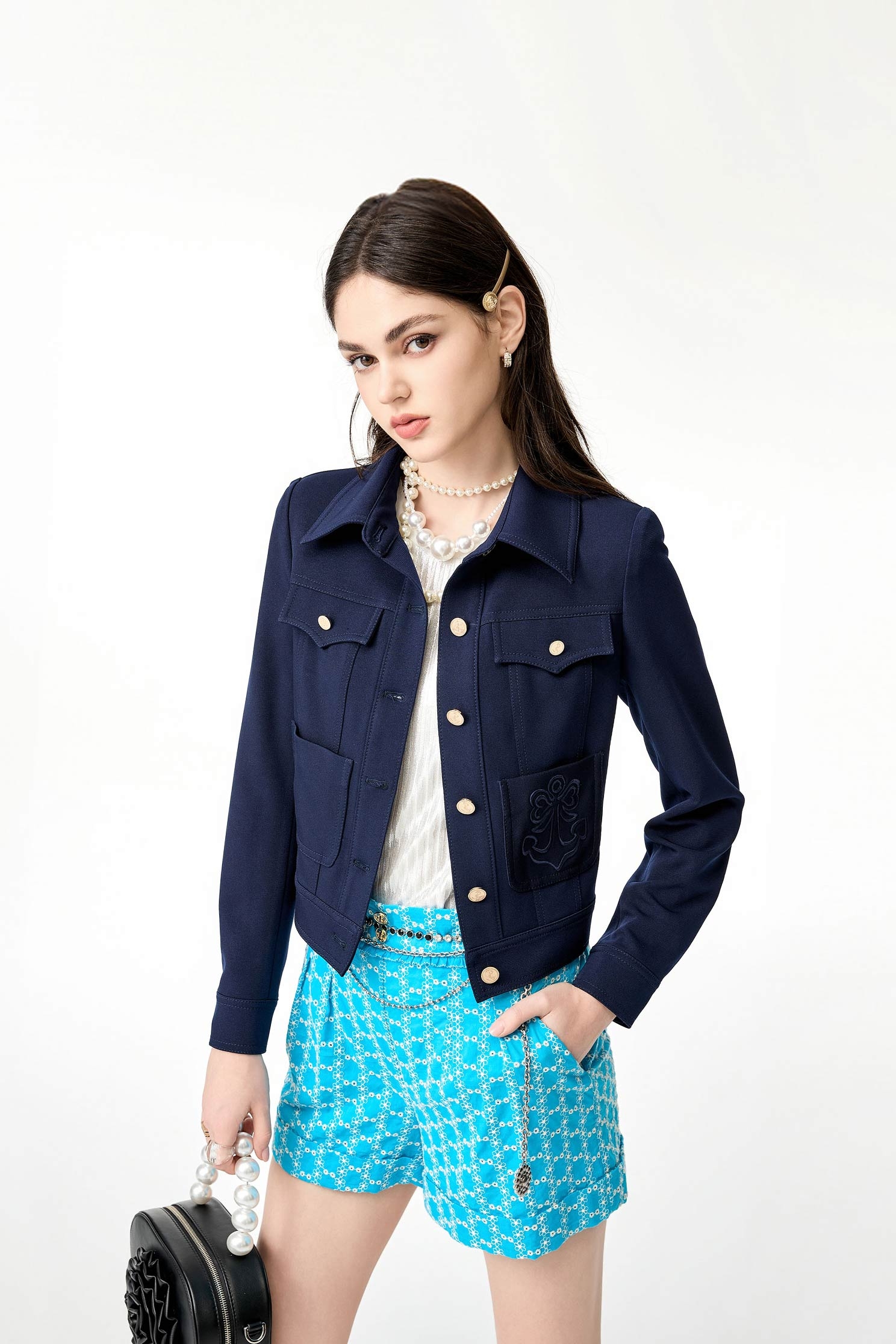 水生藍刺繡短褲水生藍刺繡短褲,刺繡,春夏穿搭,短褲,荷葉