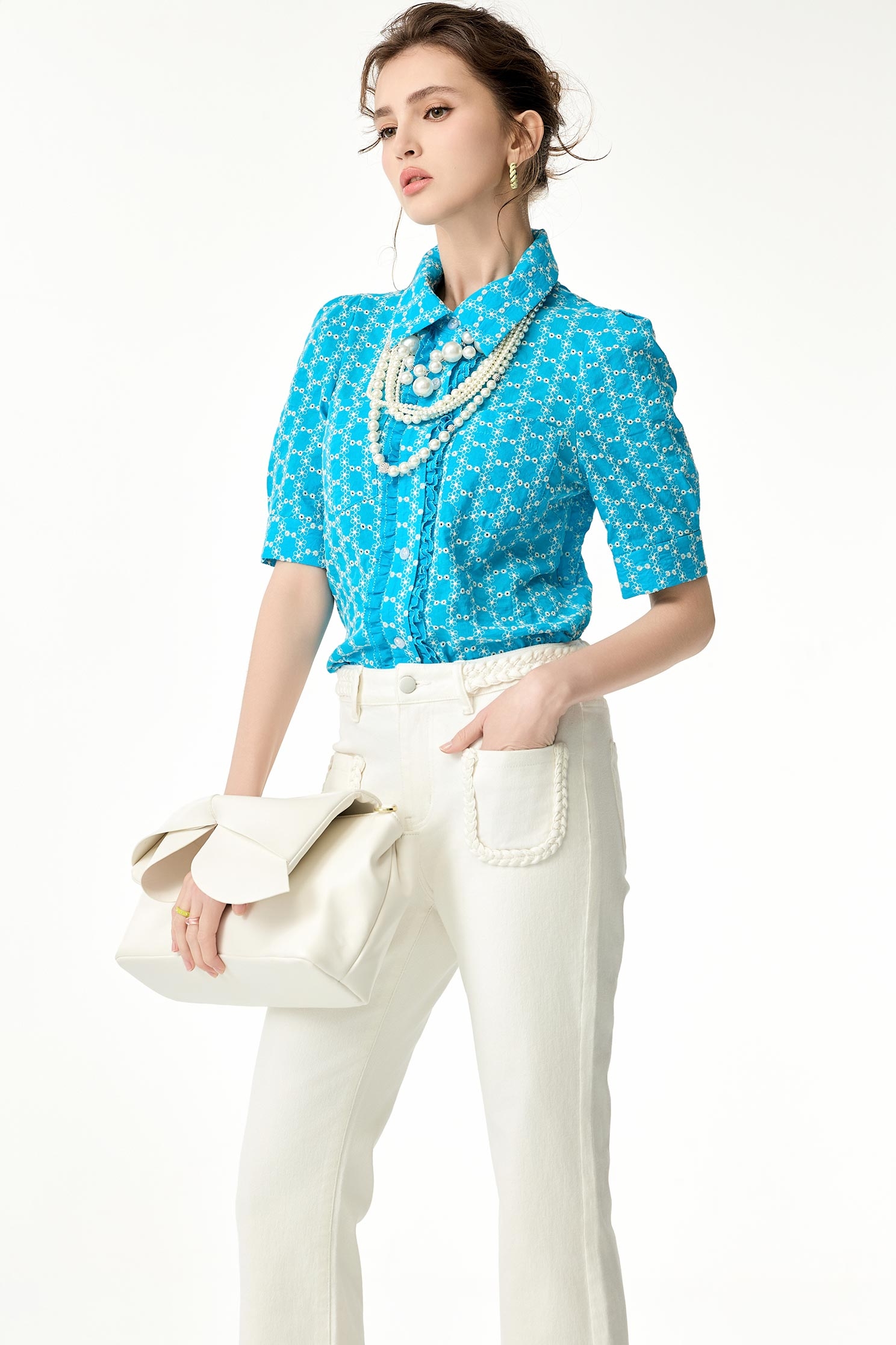 麻花裝飾牛仔長褲麻花裝飾牛仔長褲,上班OL穿搭,春夏穿搭,牛仔,牛仔褲,牛仔長褲,白色褲子,長褲