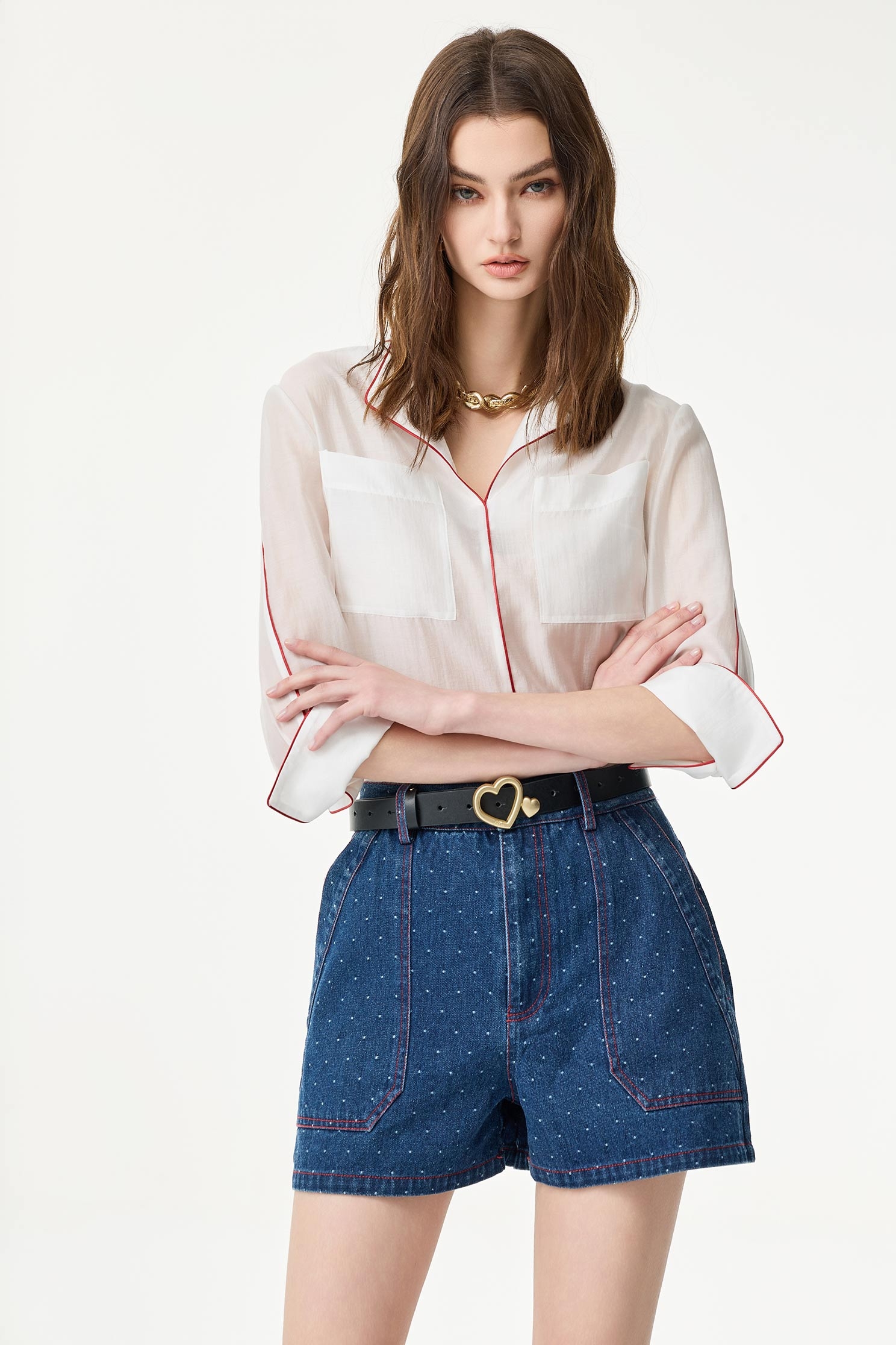 立體點點貼袋牛仔短褲立體點點貼袋牛仔短褲,春夏穿搭,時髦成套搭配,牛仔,牛仔短褲,短褲,純棉