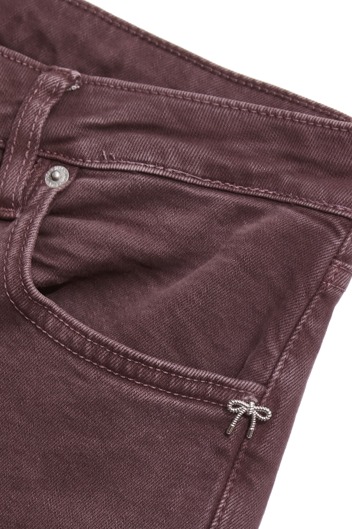 櫻桃巧克力色牛仔喇叭褲櫻桃巧克力色牛仔喇叭褲,上班OL穿搭,丹寧,喇叭褲,春夏穿搭,牛仔,牛仔褲,簡約穿搭,約會特輯,純棉,蝴蝶結,褲子