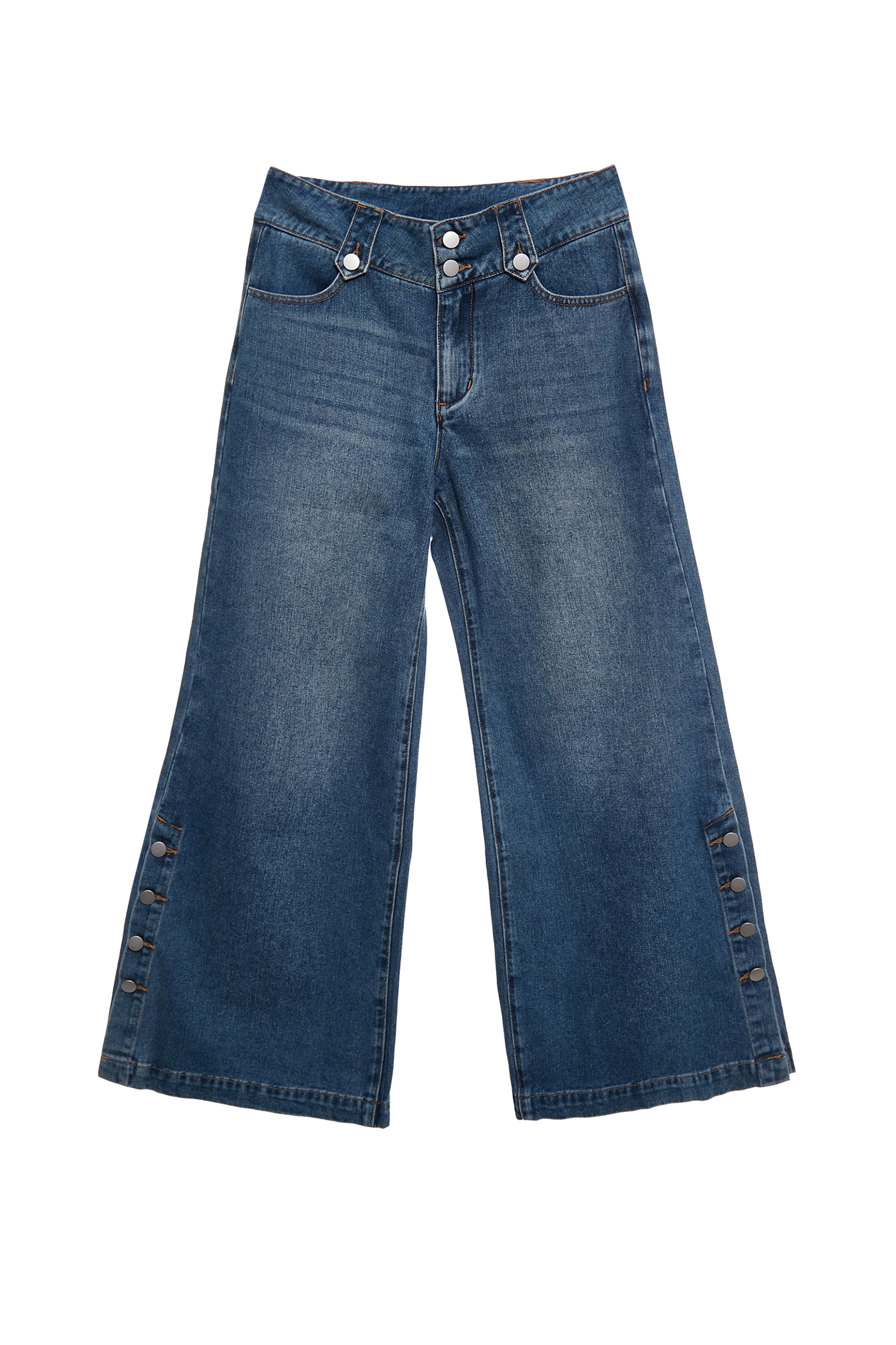 側開衩排釦牛仔喇叭褲側開衩排釦牛仔喇叭褲,上班OL穿搭,丹寧,喇叭褲,春夏穿搭,牛仔,牛仔褲,簡約穿搭,約會特輯,褲子