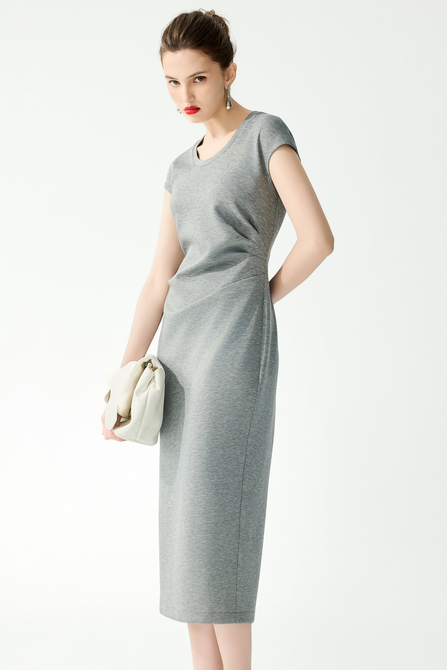 終極灰極簡摺飾腰洋裝終極灰極簡摺飾腰洋裝,一般洋裝,春夏穿搭