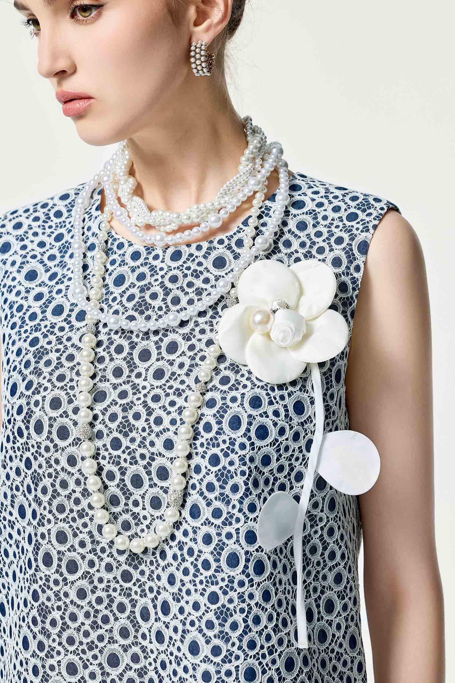 貼合蕾絲偽牛仔洋裝貼合蕾絲偽牛仔洋裝,一般洋裝,小禮服,春夏穿搭,洋裝特輯,牛仔,牛仔,洋裝,花花世界,蕾絲,蕾絲洋裝,蕾絲裙