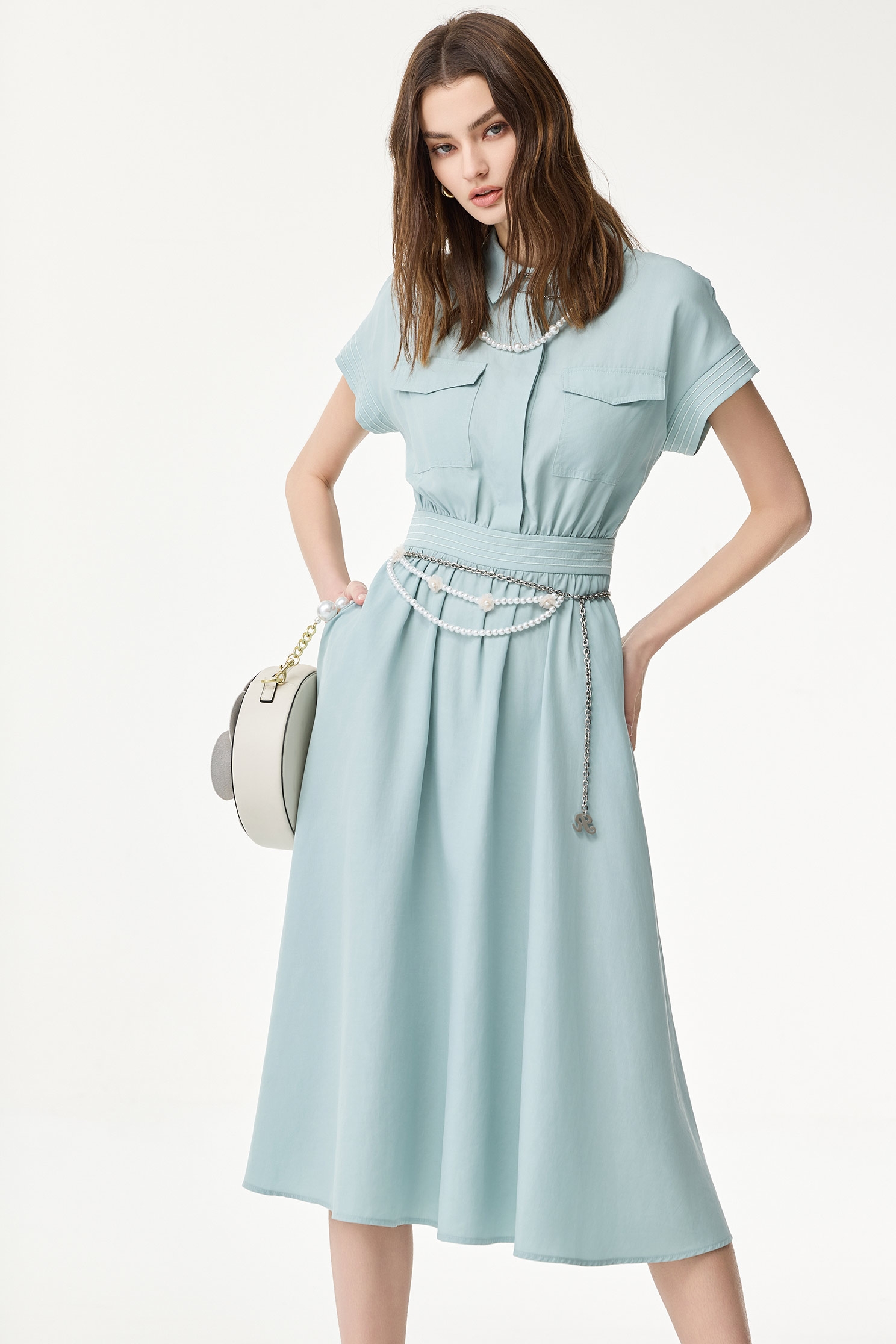 海沫綠棉麻休閒洋裝海沫綠棉麻休閒洋裝,一般洋裝,人氣商品,休閒洋裝,春夏穿搭,洋裝特輯,襯衫,輕奢度假,輕奢渡假