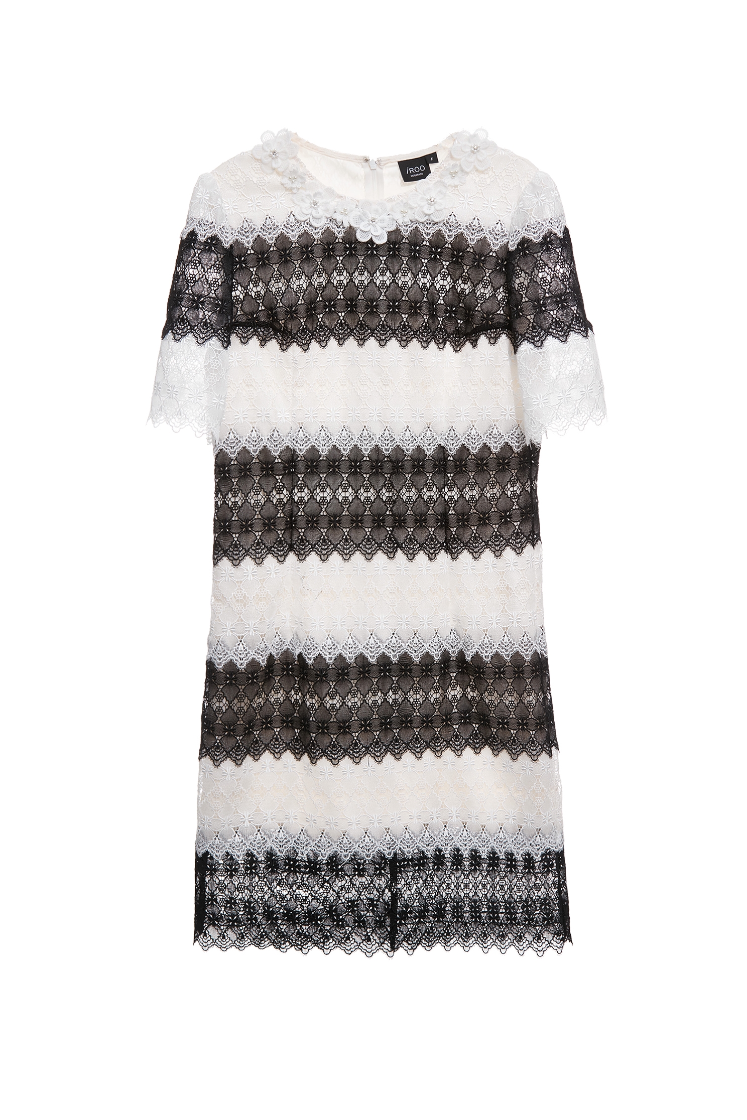 黑白蕾絲拼接佐花飾短洋裝黑白蕾絲拼接佐花飾短洋裝,一般洋裝,春夏穿搭,白色洋裝,蕾絲