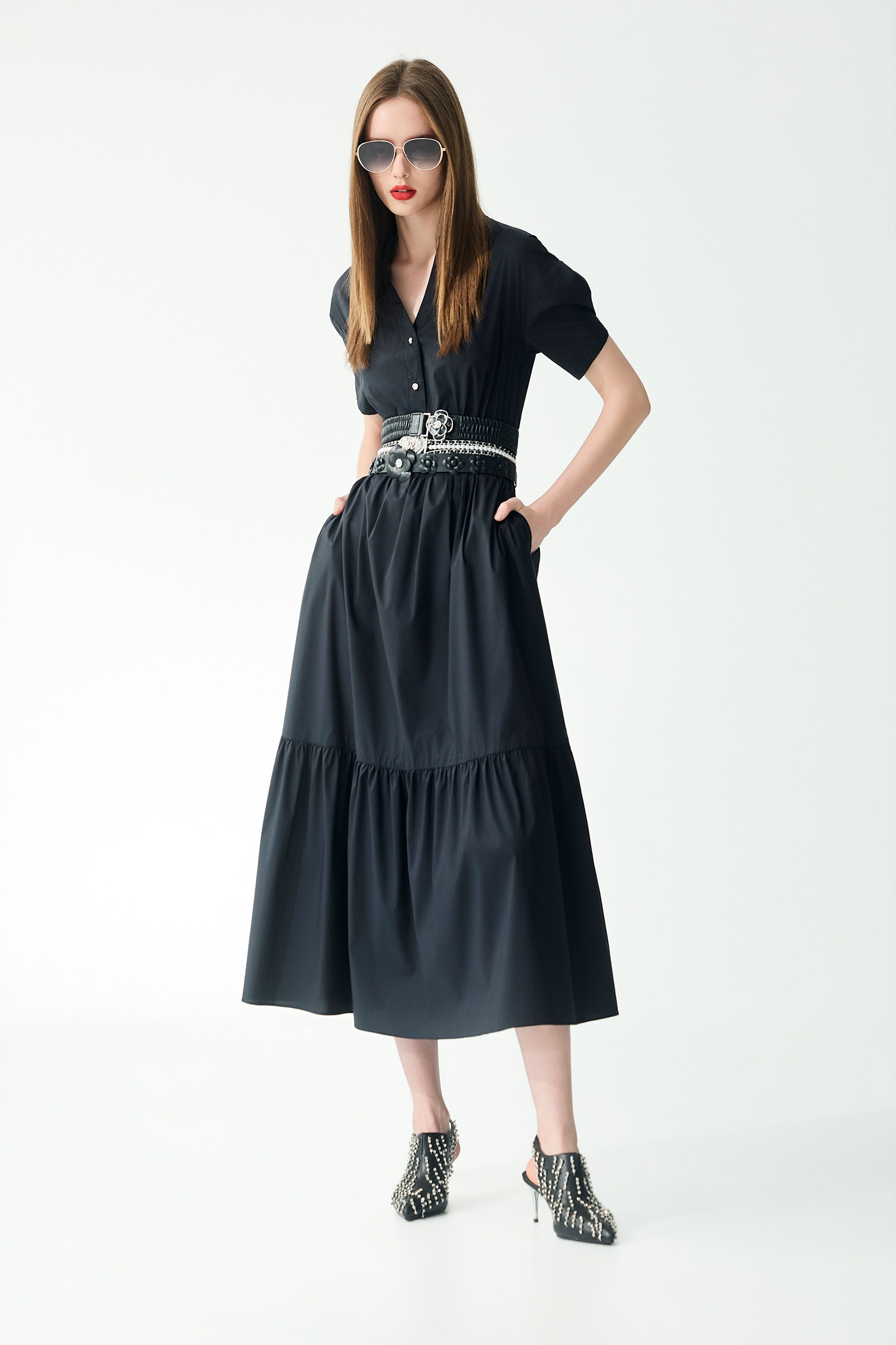 合摺式短袖彈性襯衫長洋裝合摺式短袖彈性襯衫長洋裝,一般洋裝,春夏穿搭,洋裝特輯,襯衫,輕奢度假,輕奢渡假,長洋裝