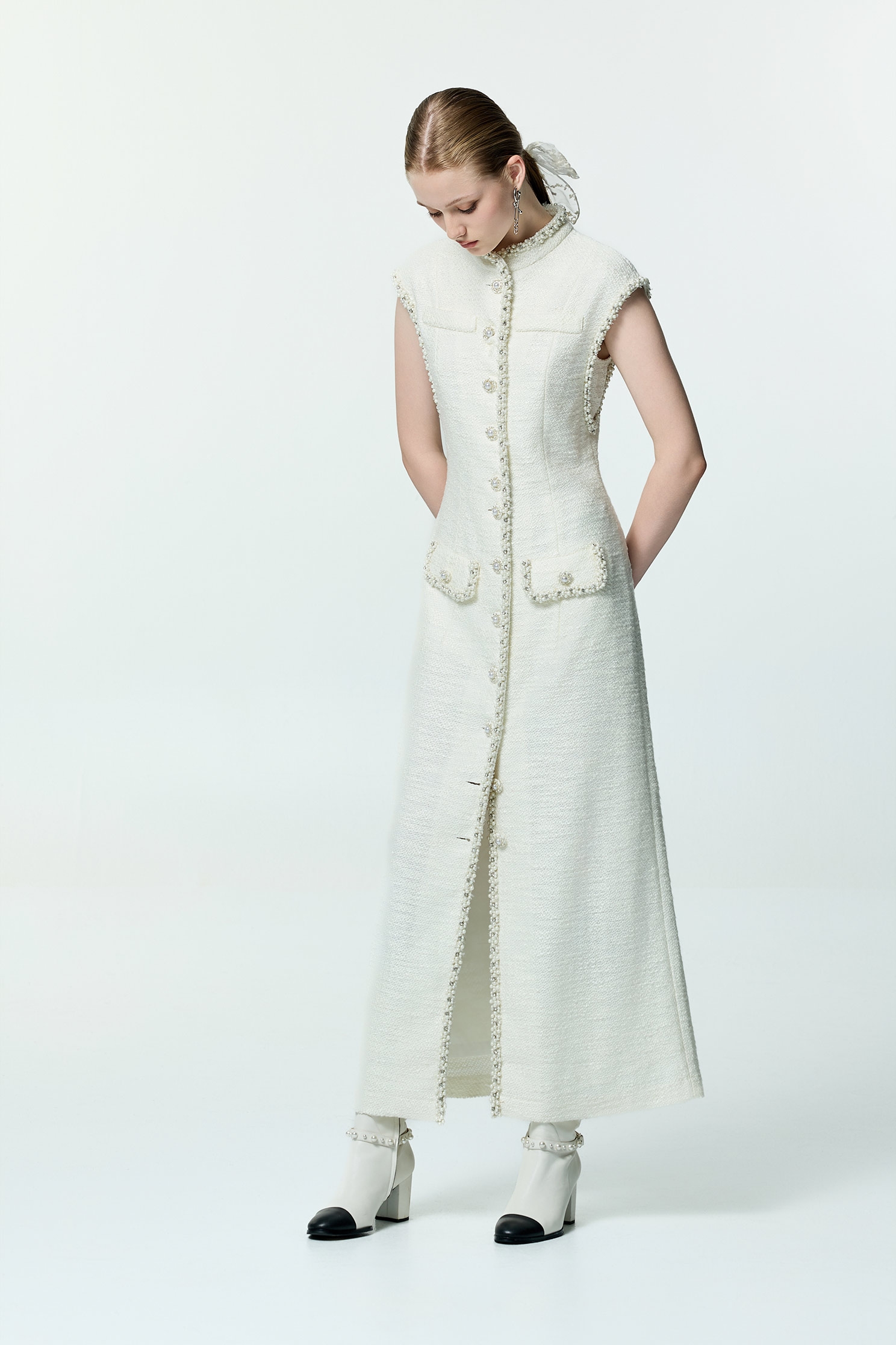 手工珍珠鑽飾花呢紗禮服式洋裝手工珍珠鑽飾花呢紗禮服式洋裝,一般洋裝,人氣商品,小禮服,小香風,毛呢花呢,洋裝特輯,珍珠,禮服,秋冬穿搭